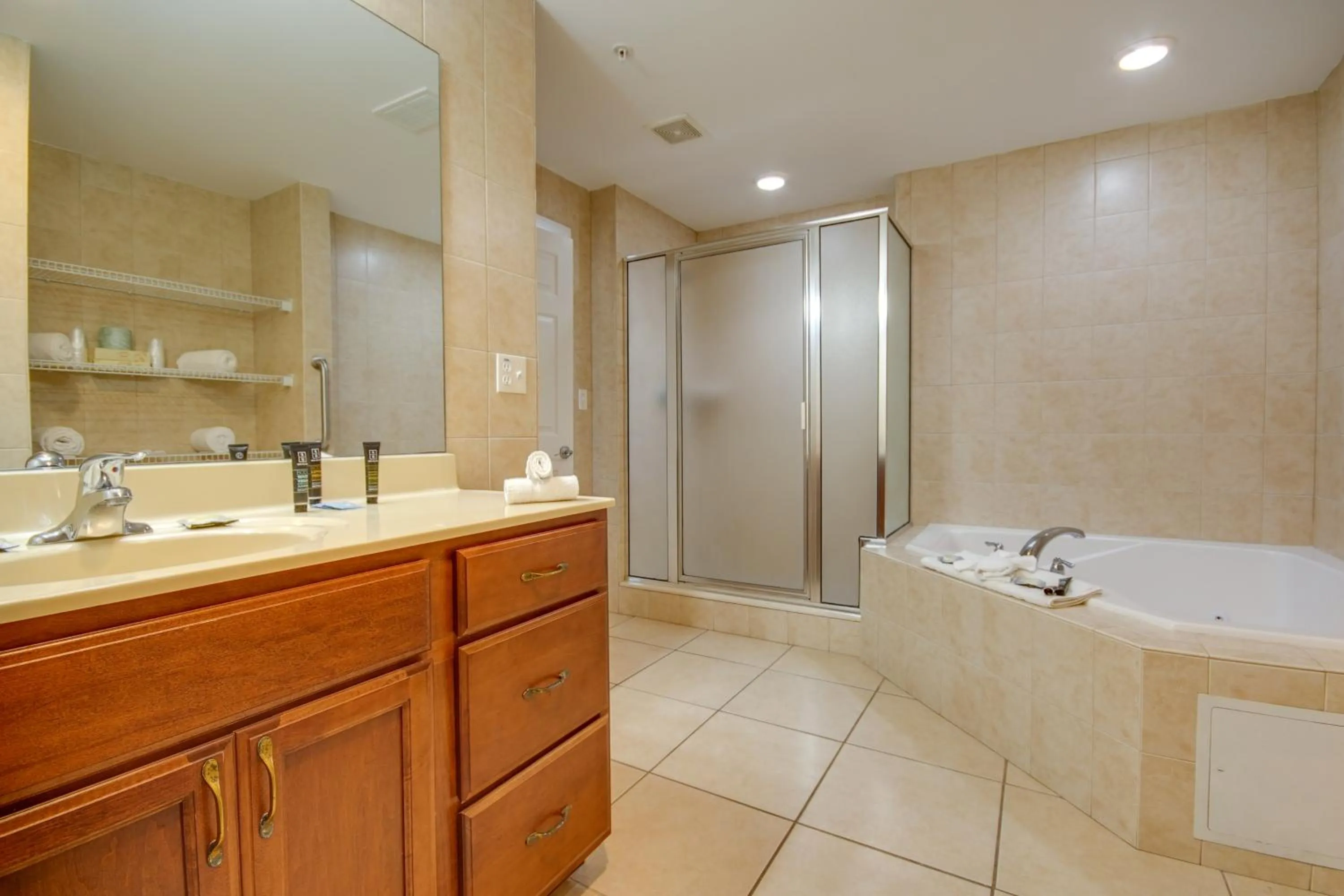 Shower in Americana Condos 10th street