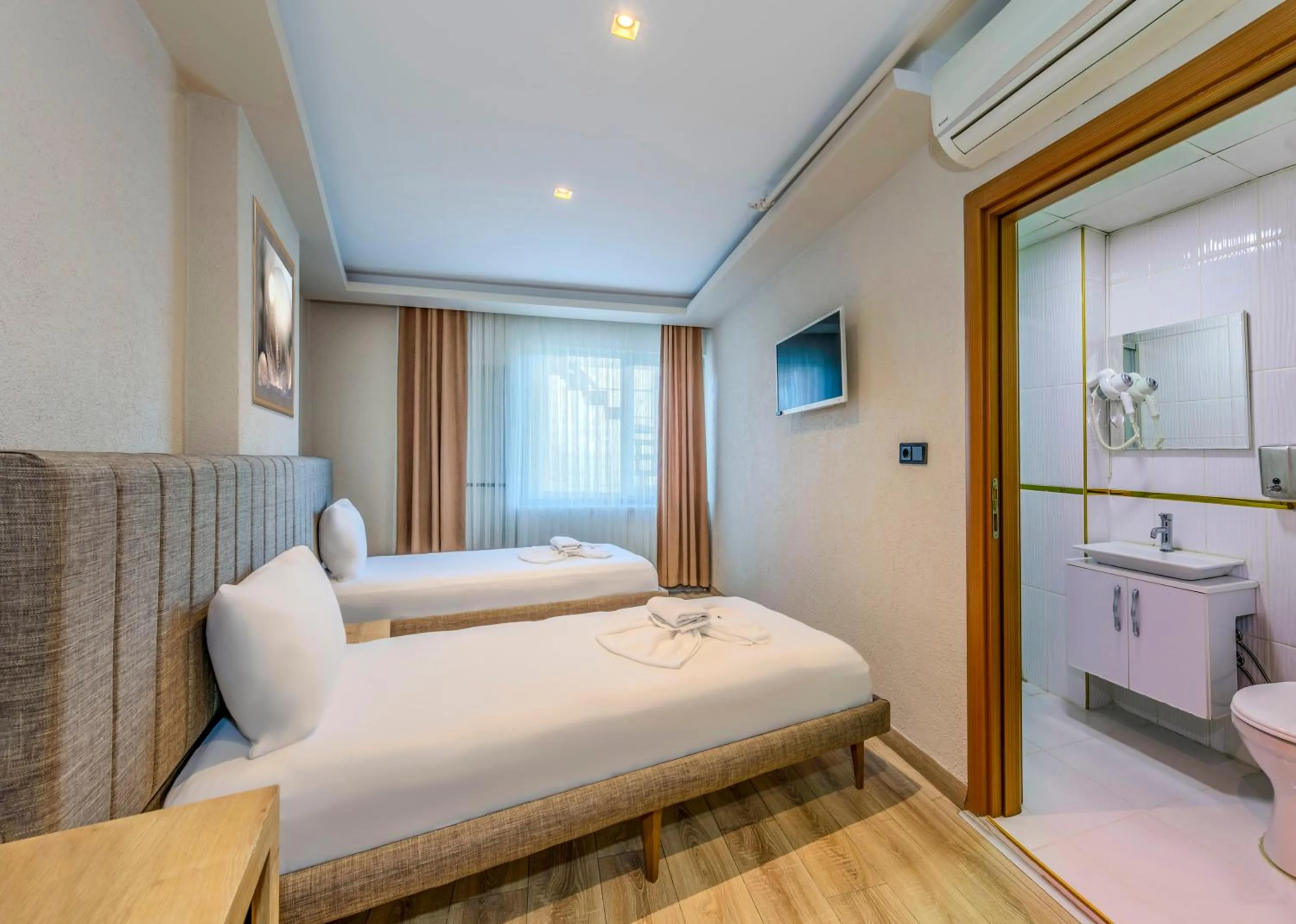 Photo of the whole room, Bed in EViM HOTEL ÇORLU