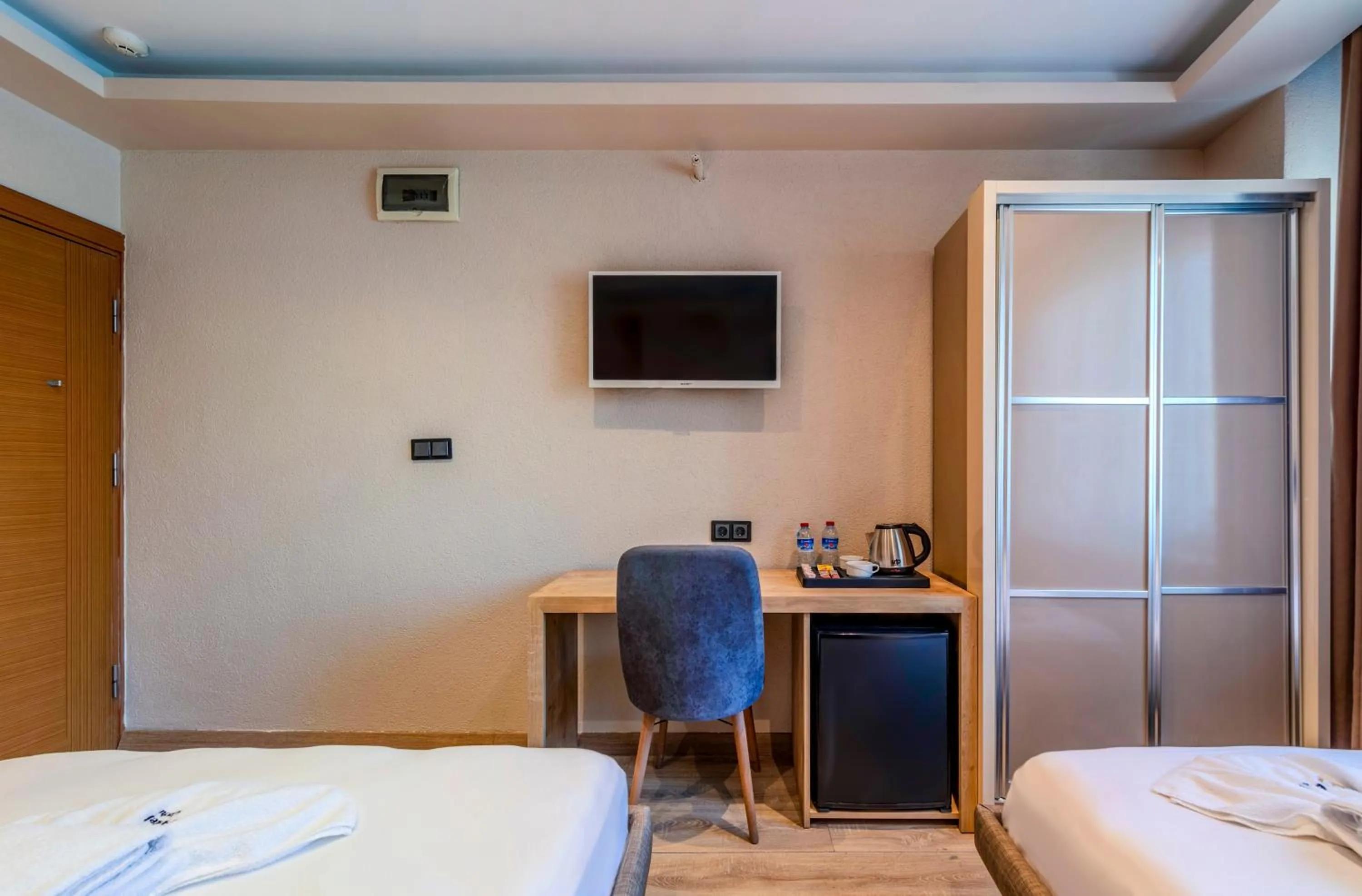TV and multimedia, Bed in EViM HOTEL ÇORLU