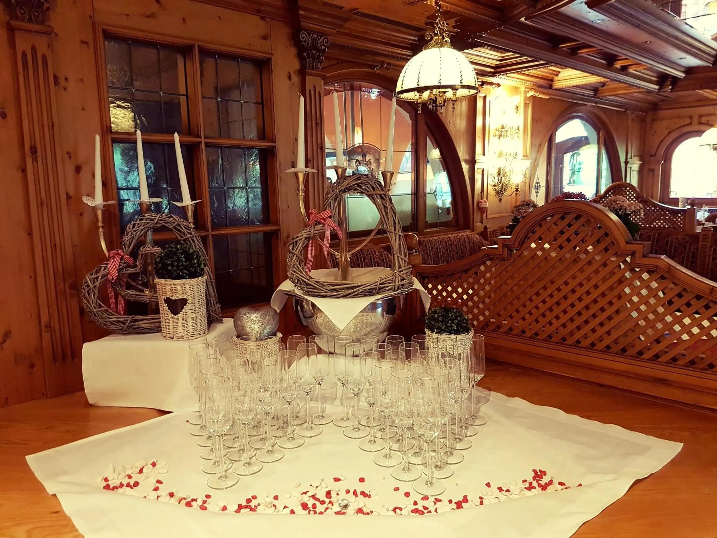 Restaurant/places to eat in Hotel Tyrolis Restaurant/places to eat in Hotel Tyrolis