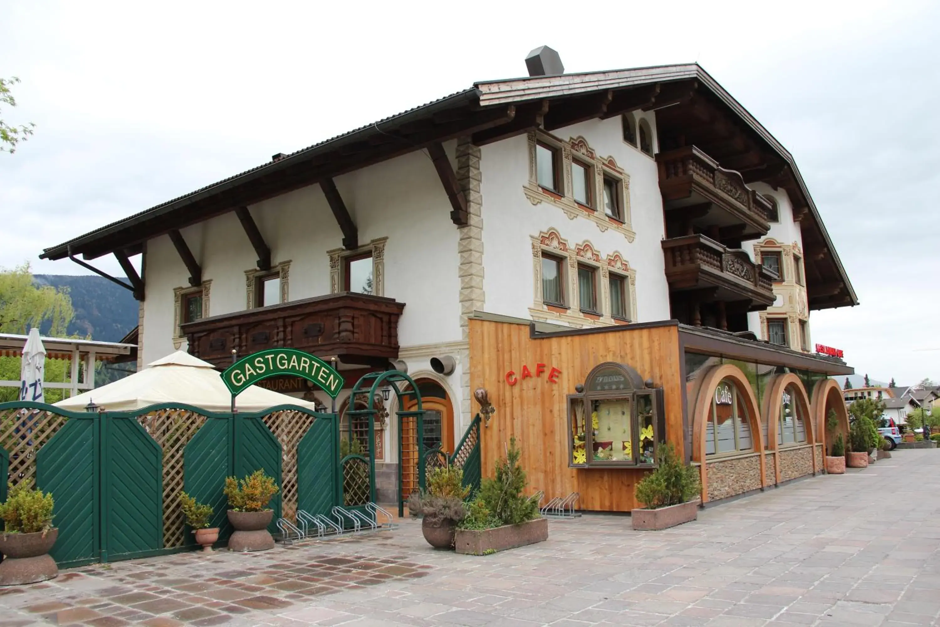 Property building in Hotel Tyrolis Property building in Hotel Tyrolis