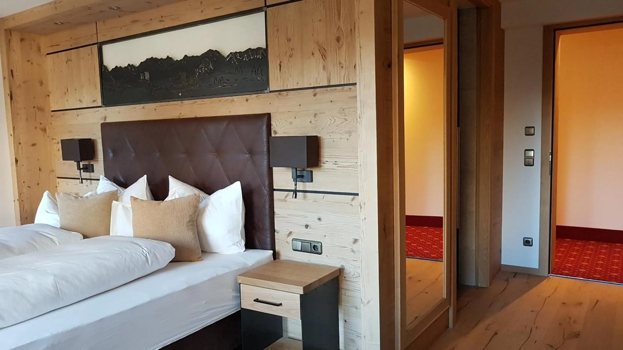 Bed in Hotel Tyrolis