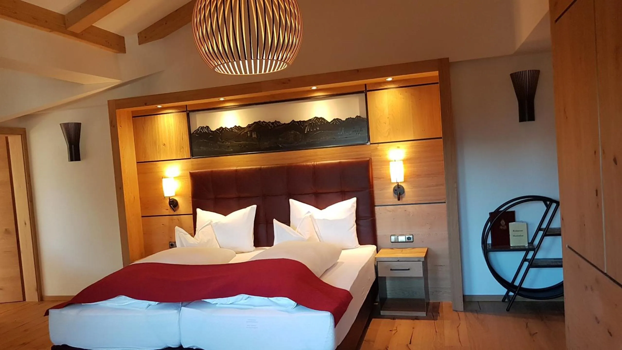 Day, Bed in Hotel Tyrolis