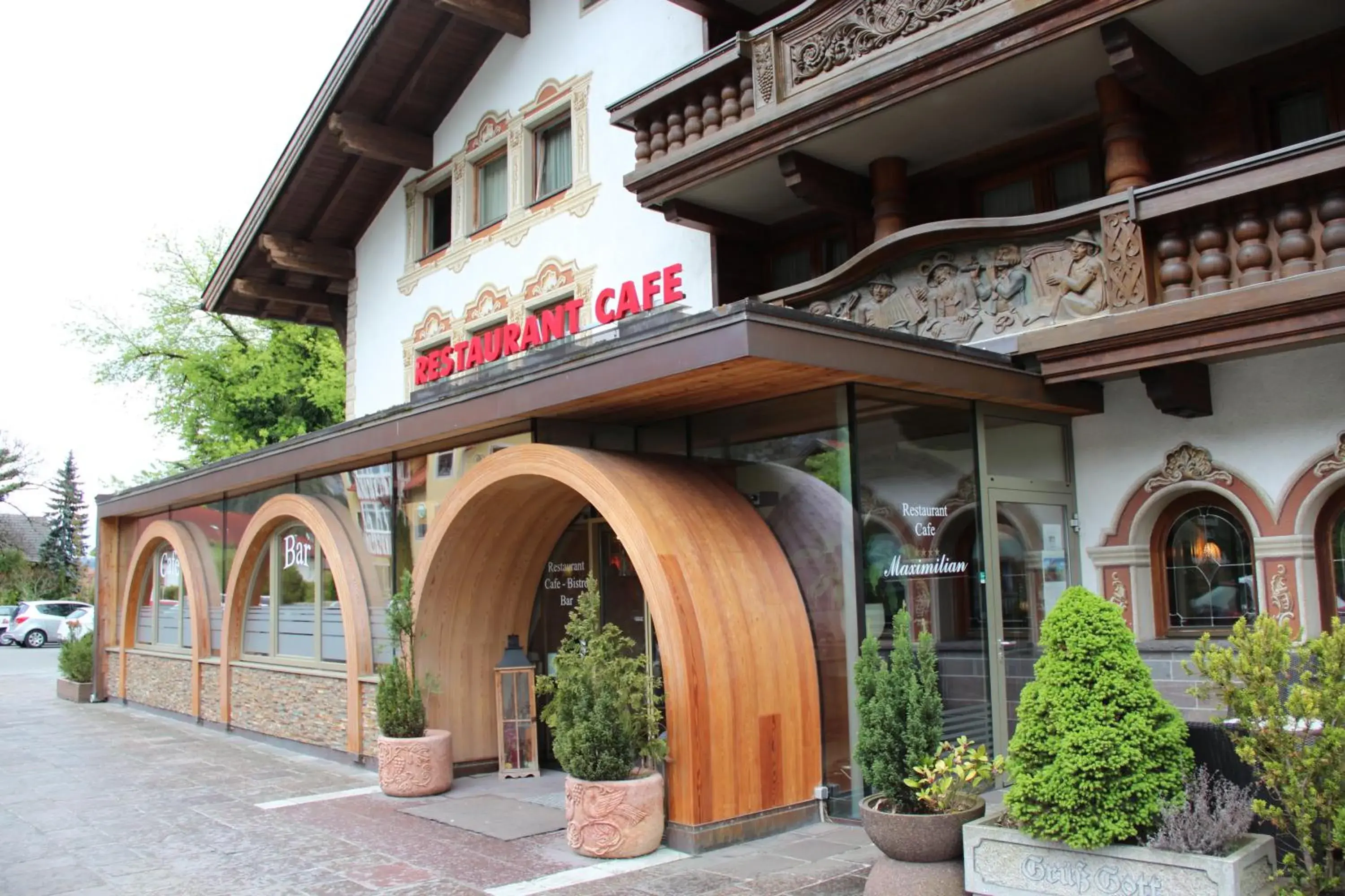 Property building in Hotel Tyrolis Property building in Hotel Tyrolis