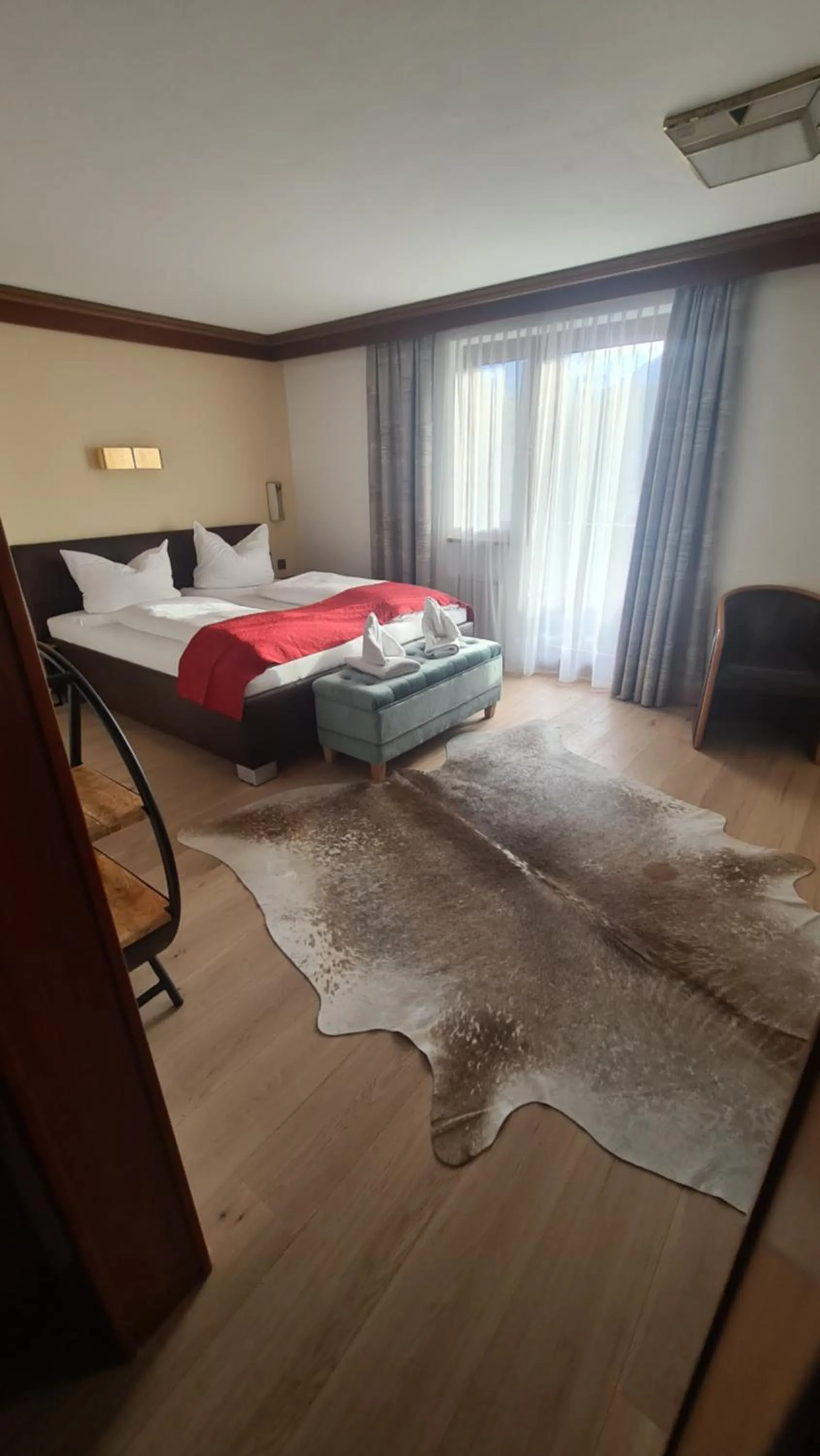 Bed in Hotel Tyrolis