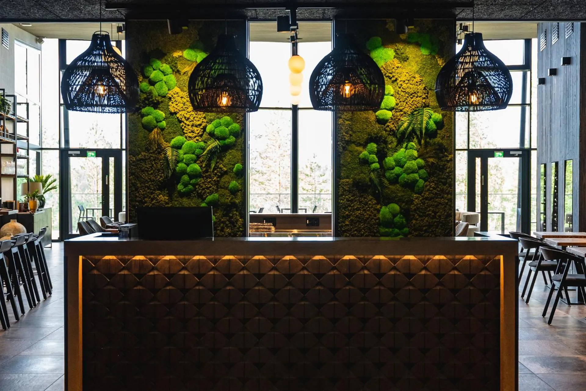 Restaurant/places to eat in Kuru Resort