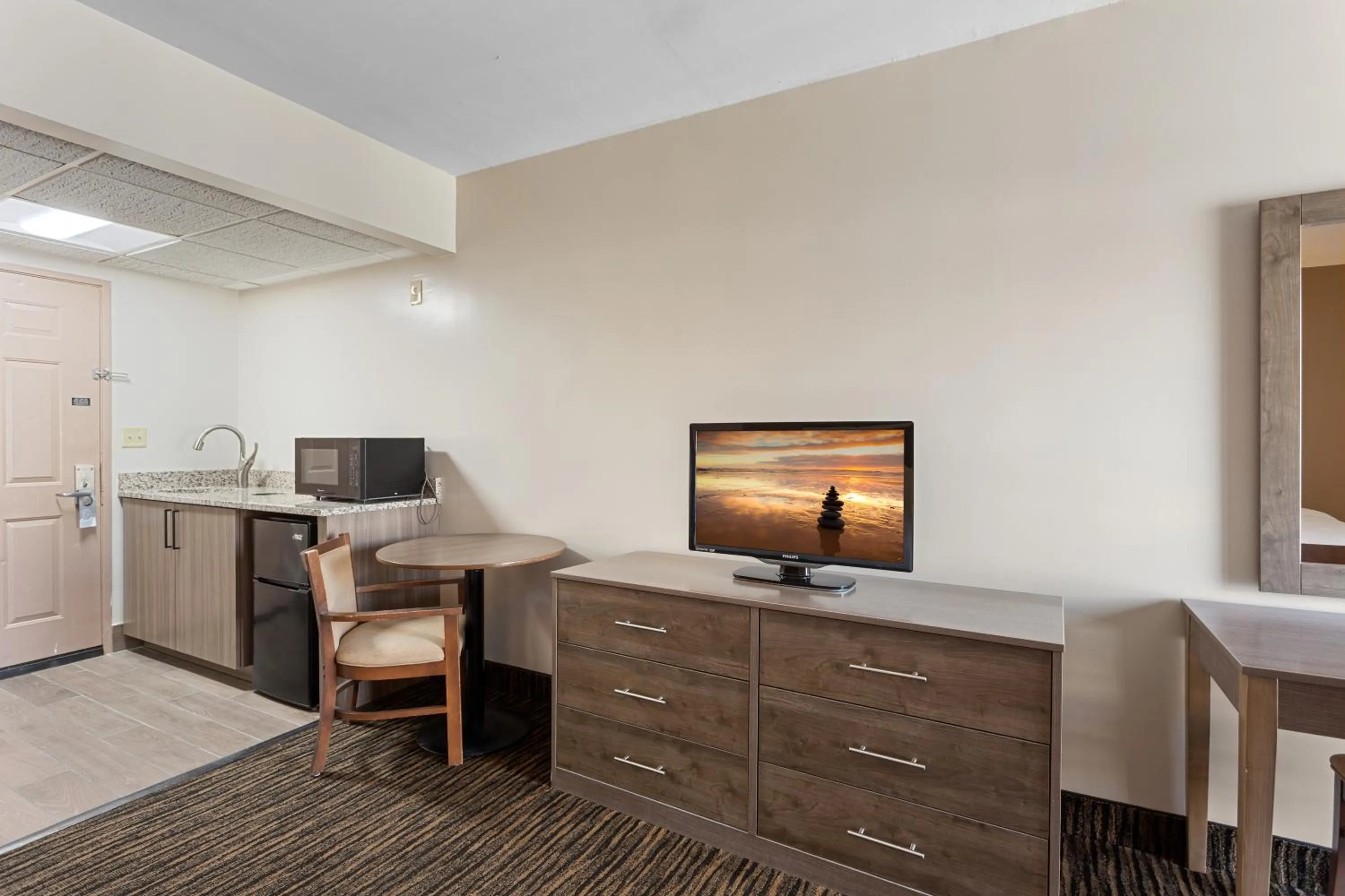 Kitchen or kitchenette in Americana Motor Inn on Boardwalk