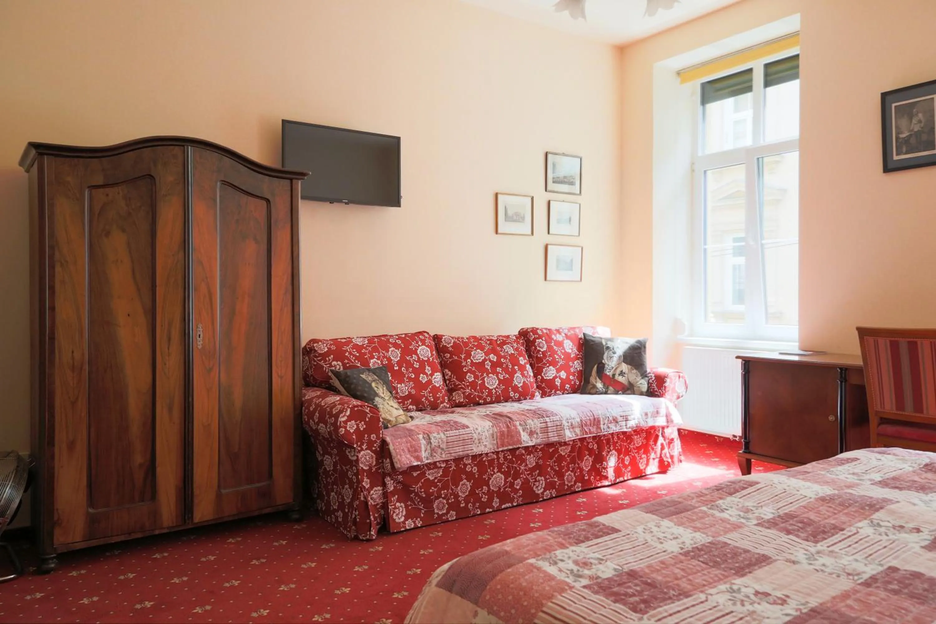 Bed in Altwienerhof Boutique Hotel