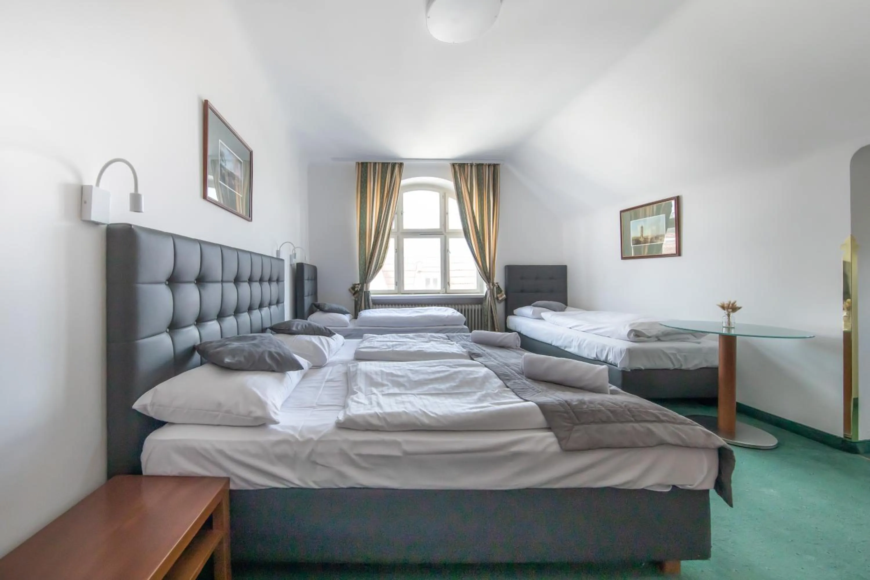 Photo of the whole room, Bed in Hotel Bergwirt Schönbrunn
