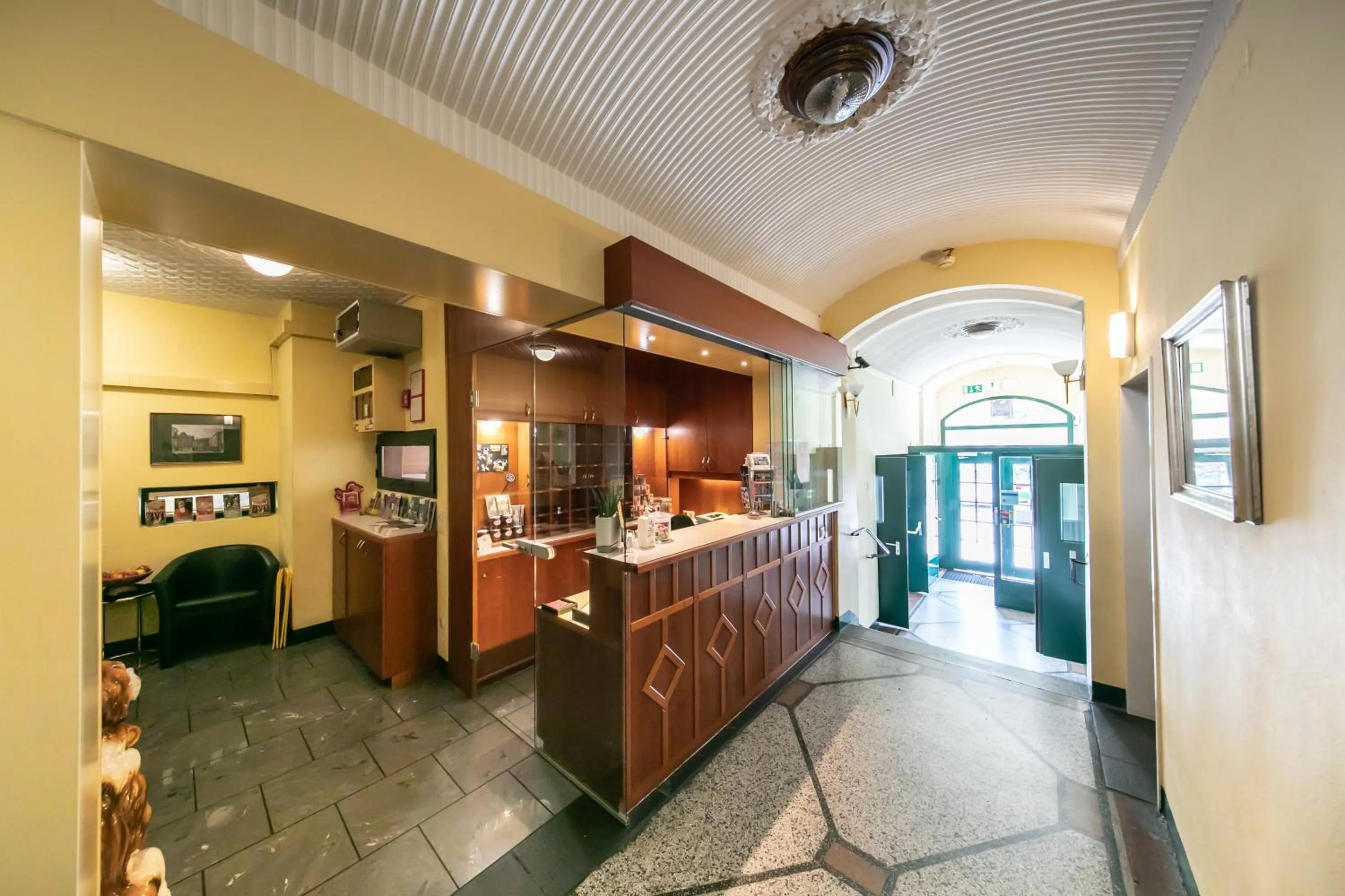 Lobby or reception in Hotel Bergwirt Schönbrunn