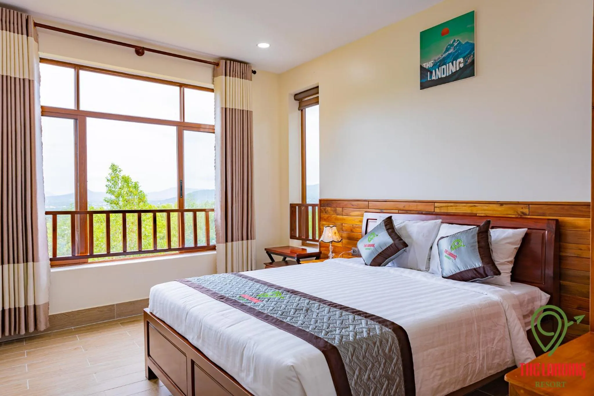 Bedroom, Bed in The Landing Resort