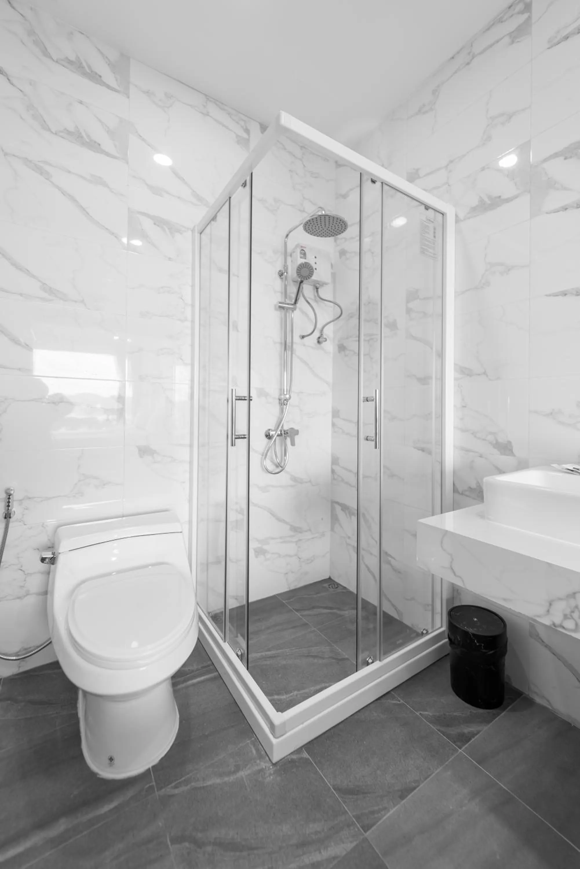 Bathroom in Chiangkhan River Walk Hotel