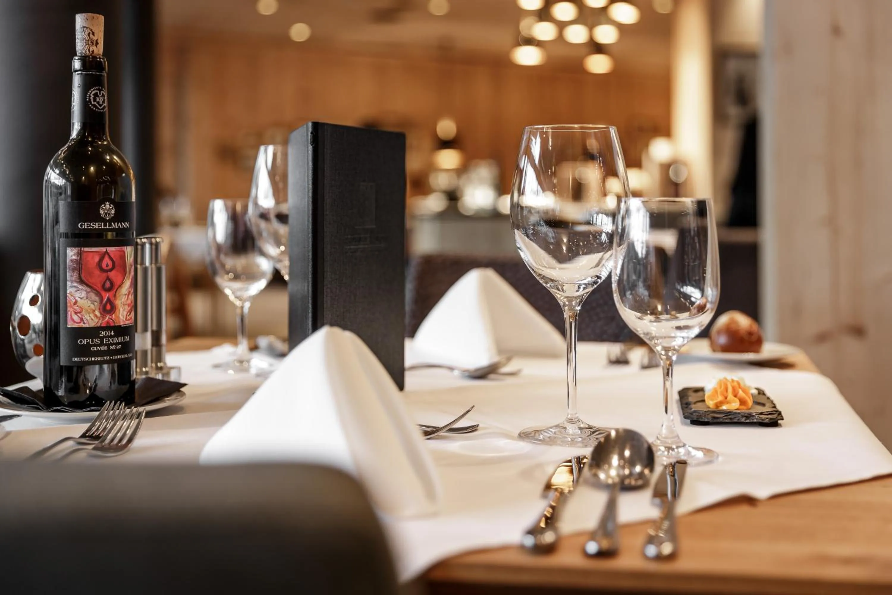 Restaurant/places to eat in Krumers Alpin – Your Mountain Oasis