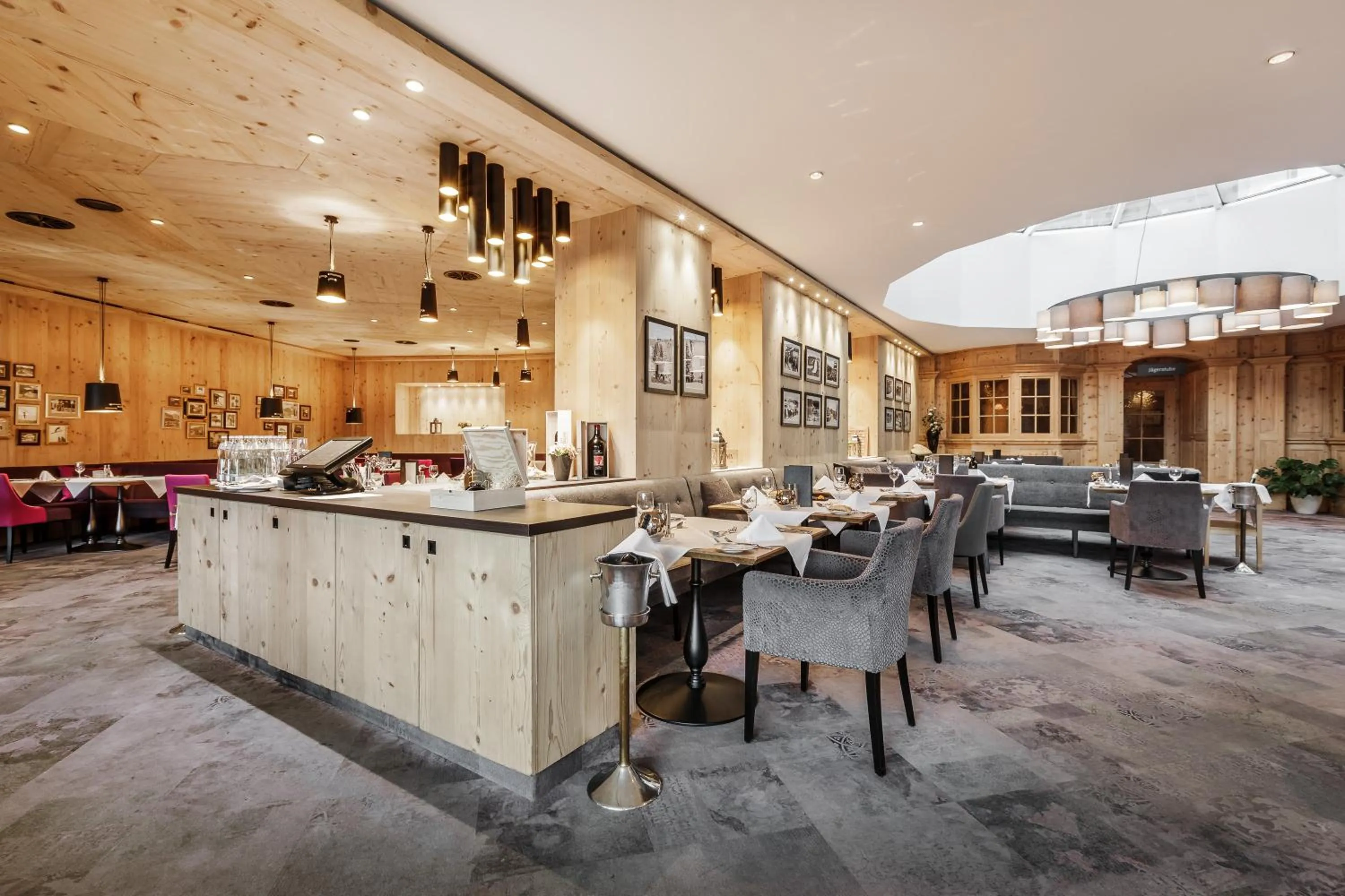 Restaurant/places to eat in Krumers Alpin – Your Mountain Oasis