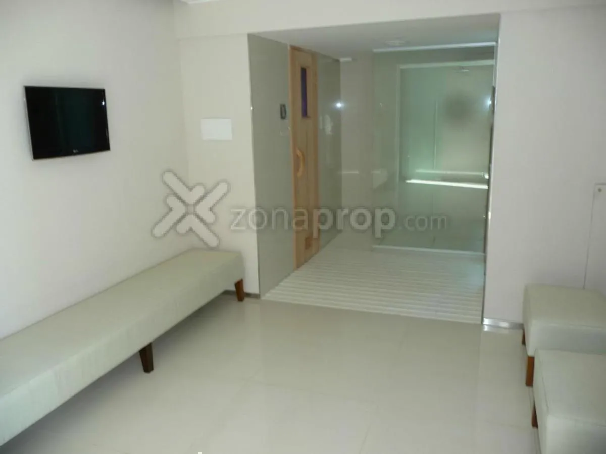 Quartier San Telmo Luxury Pool Gym & Spa, piscina climatizada