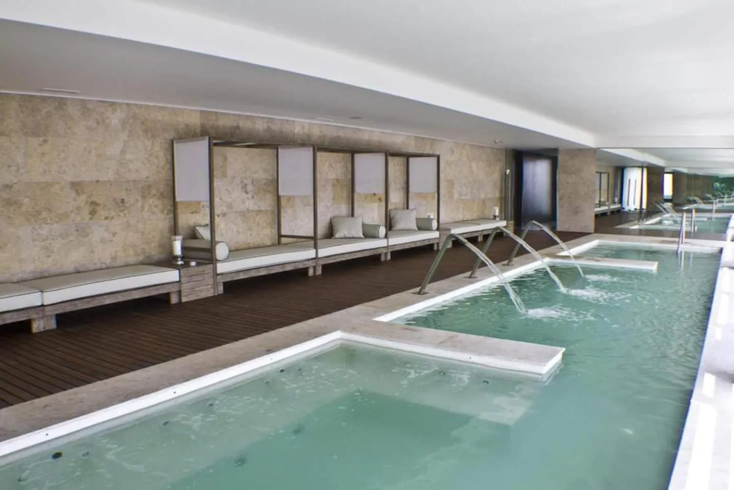 Quartier San Telmo Luxury Pool Gym & Spa, piscina climatizada