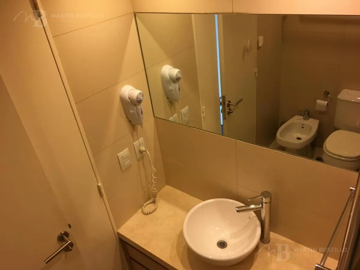 Quartier San Telmo Luxury Pool Gym & Spa, piscina climatizada
