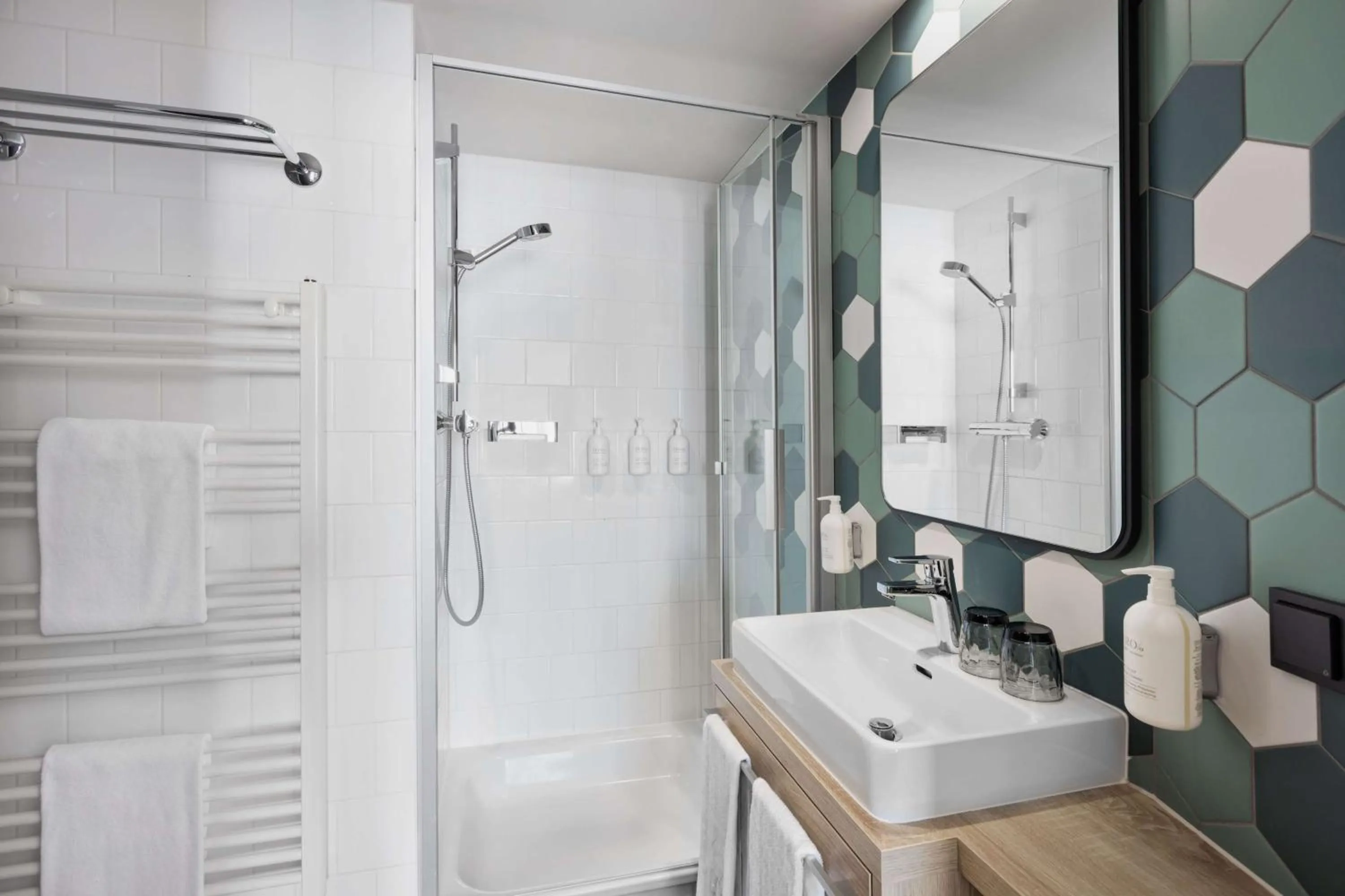 Bathroom in Spark by Hilton Vienna Messe Prater