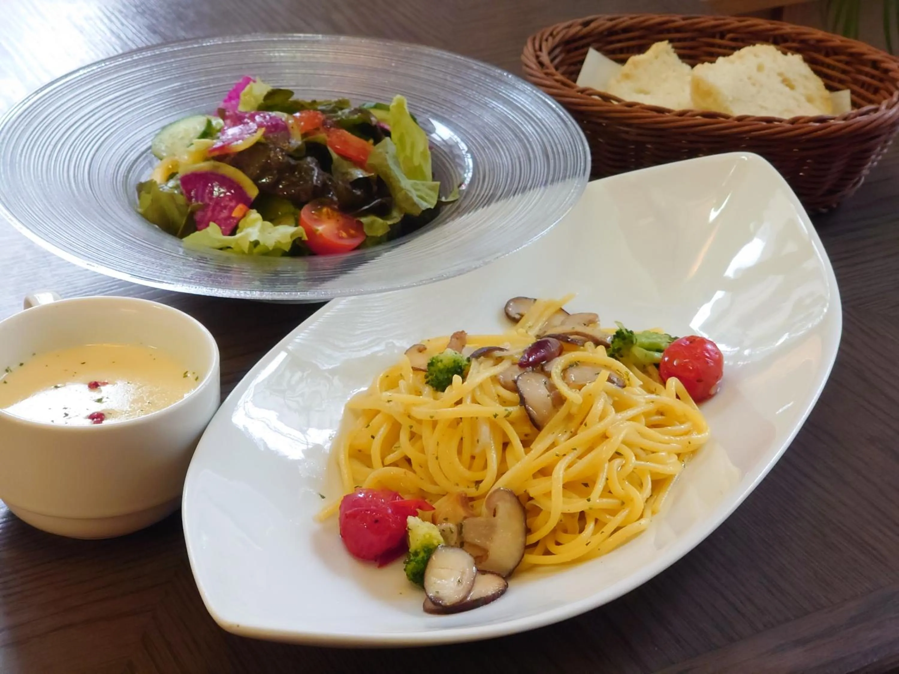 Restaurant/places to eat in Granbell Hotel Osaka