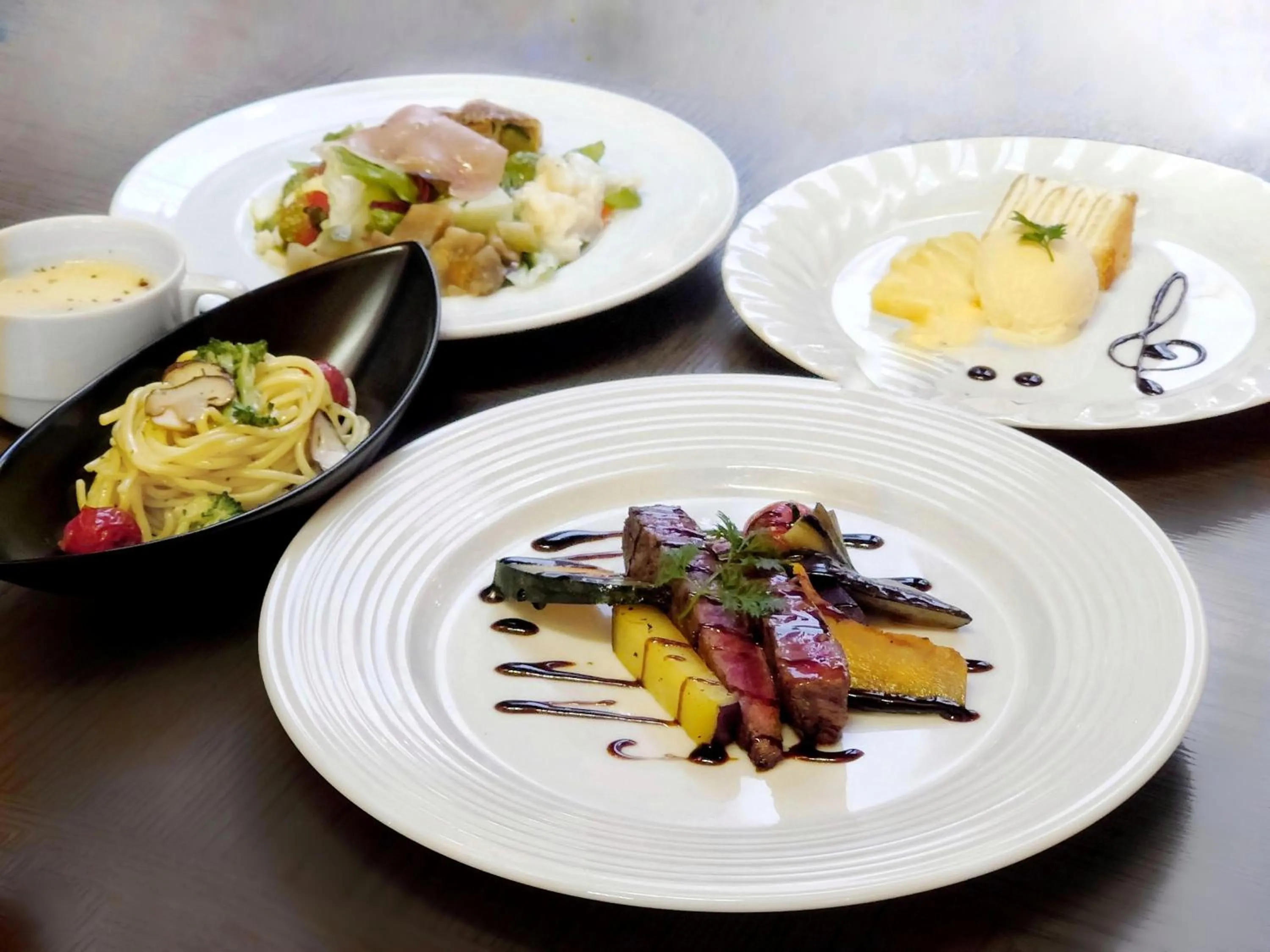 Restaurant/places to eat in Granbell Hotel Osaka