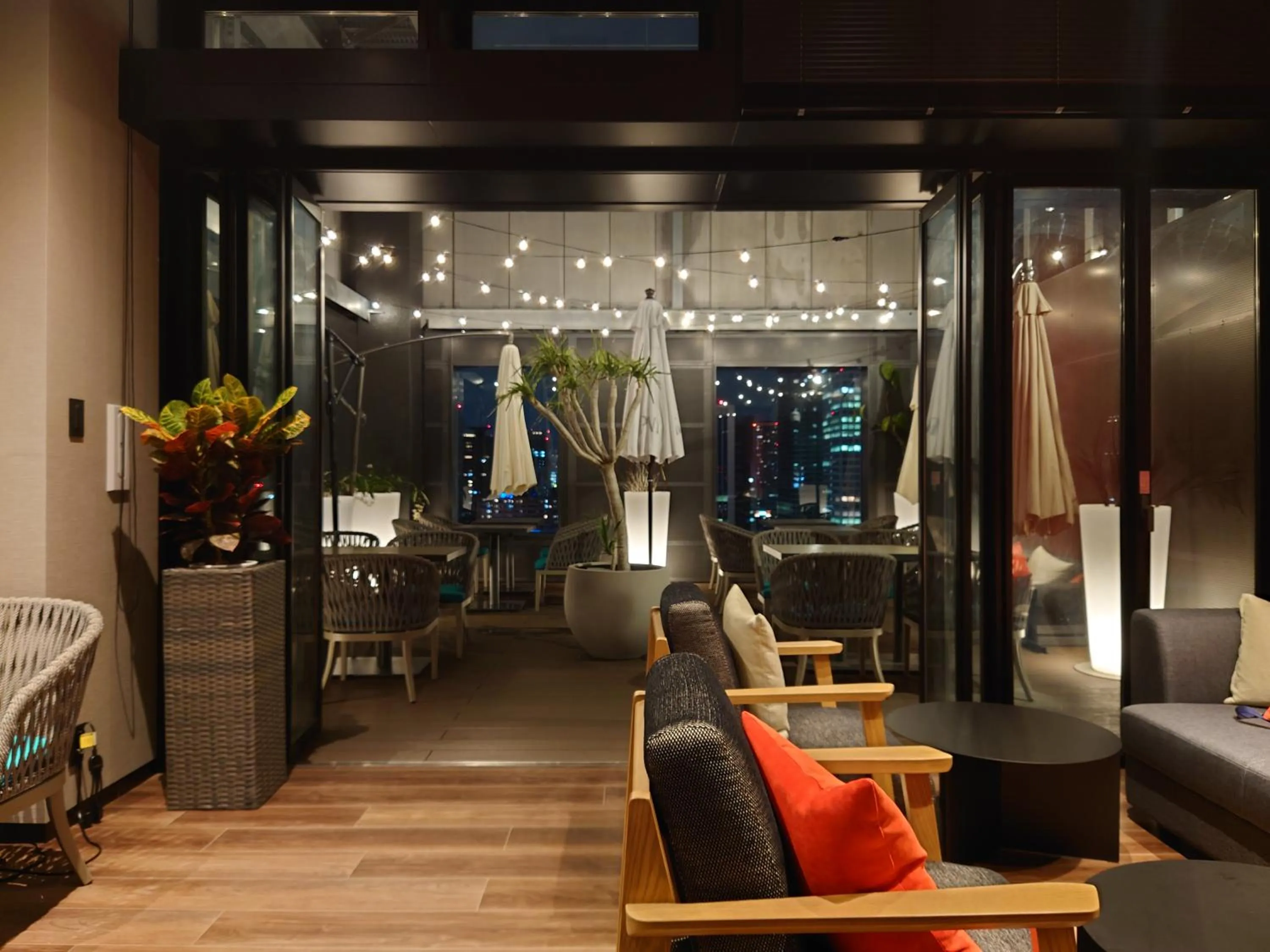 Lounge or bar in Granbell Hotel Osaka