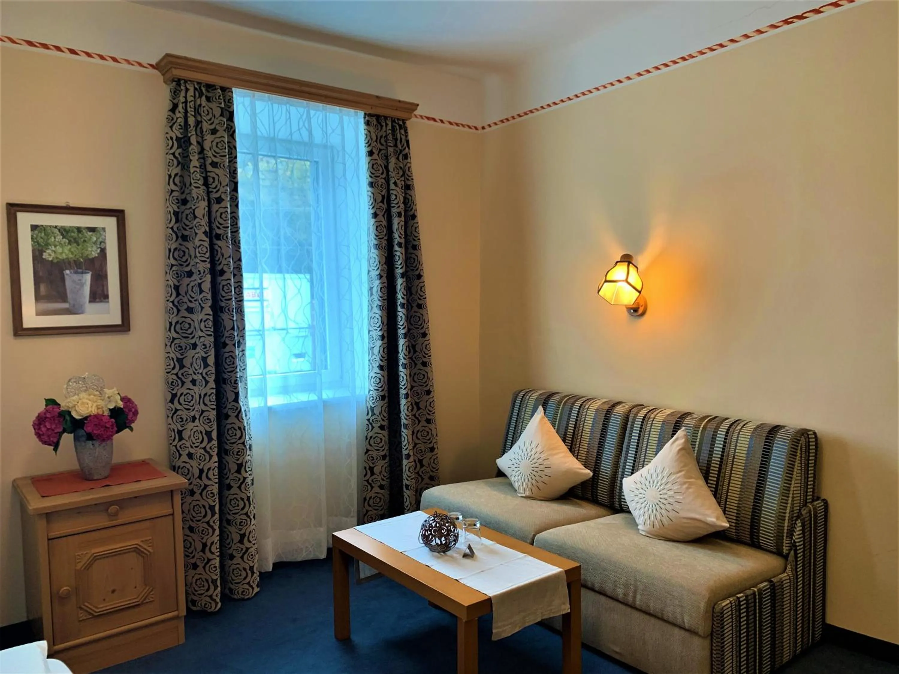 Photo of the whole room in Hotel Plainbrücke | self check-in