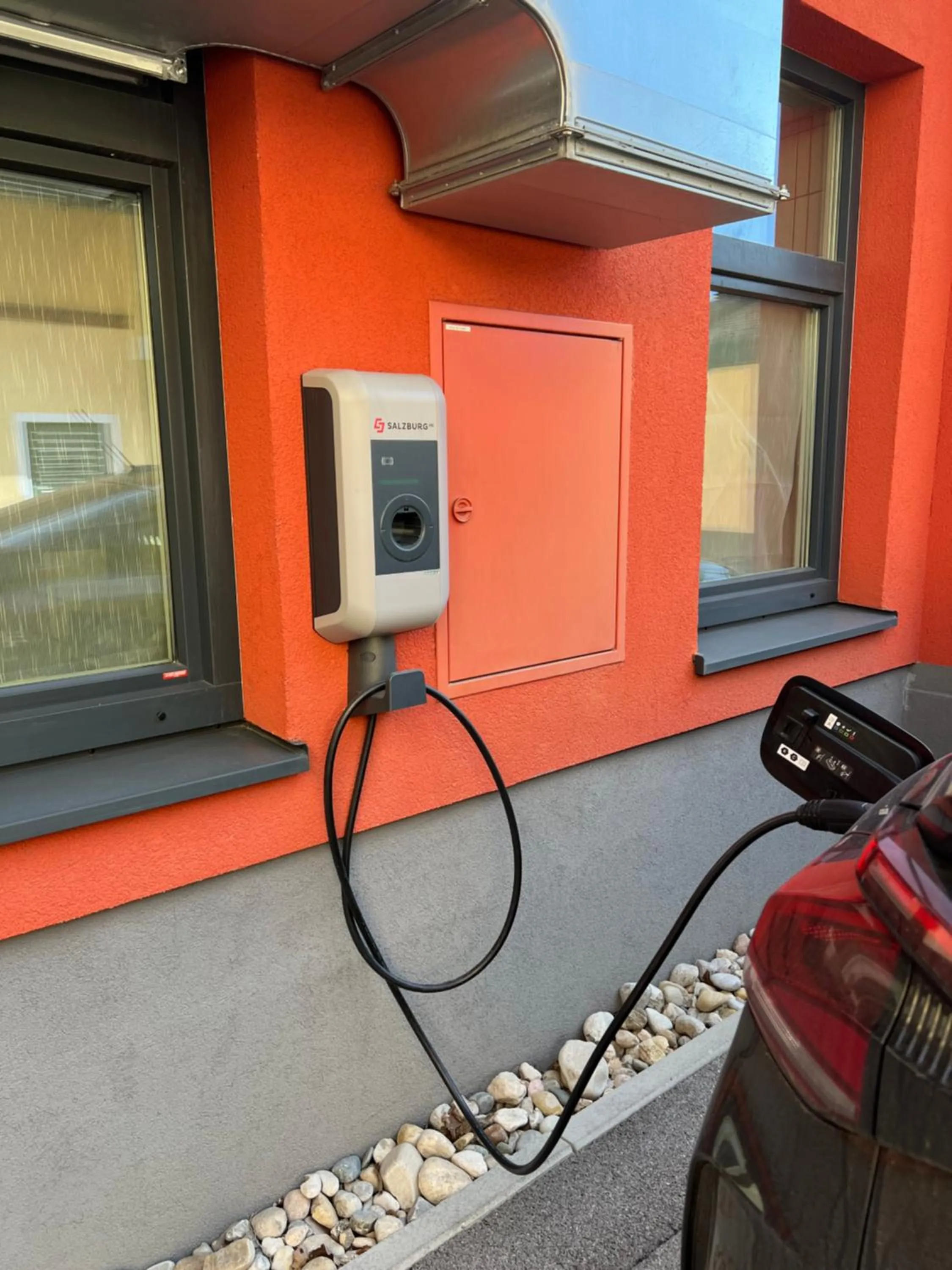 Property building in Hotel Plainbrücke | self check-in