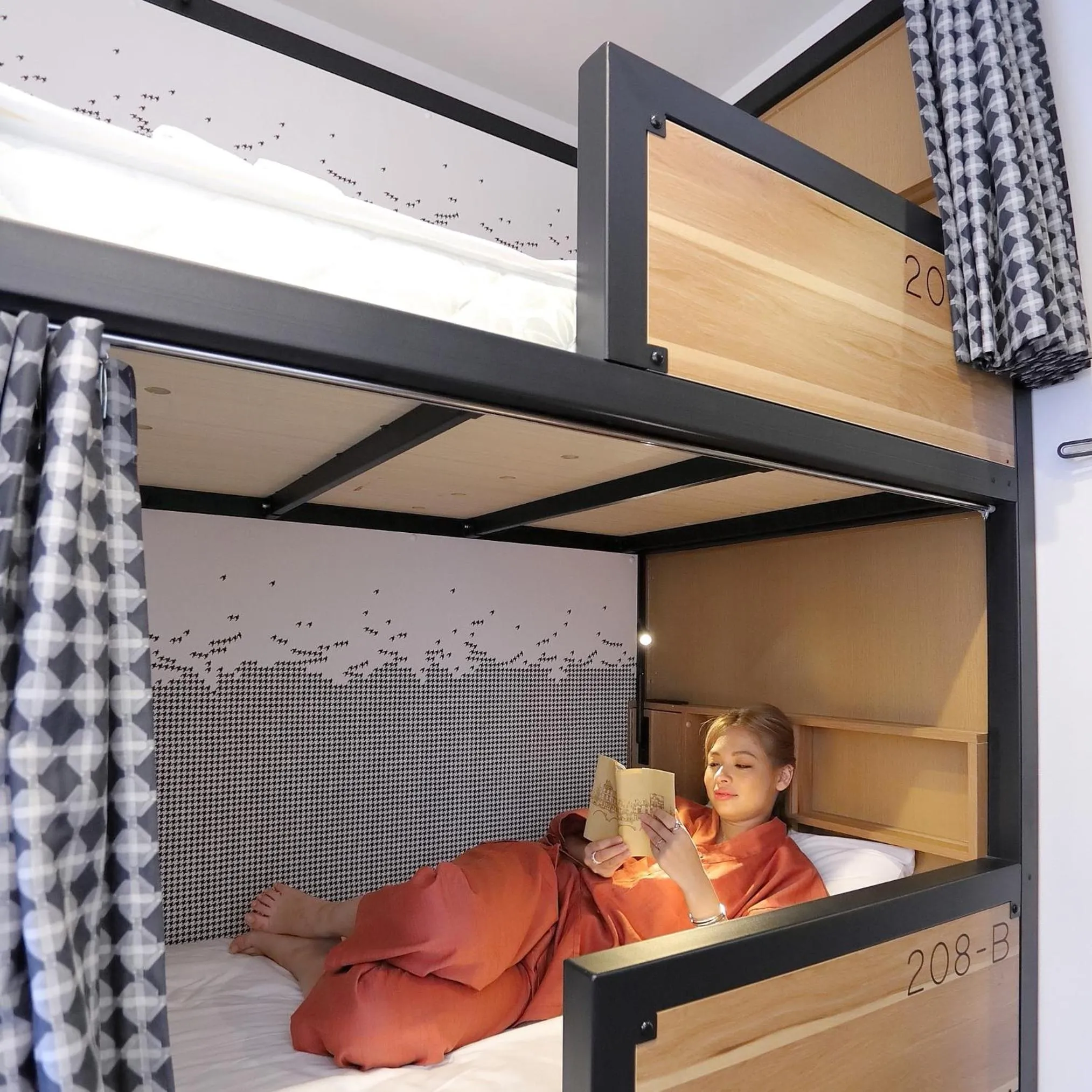 Photo of the whole room, Bed in Hatago COEDOYA