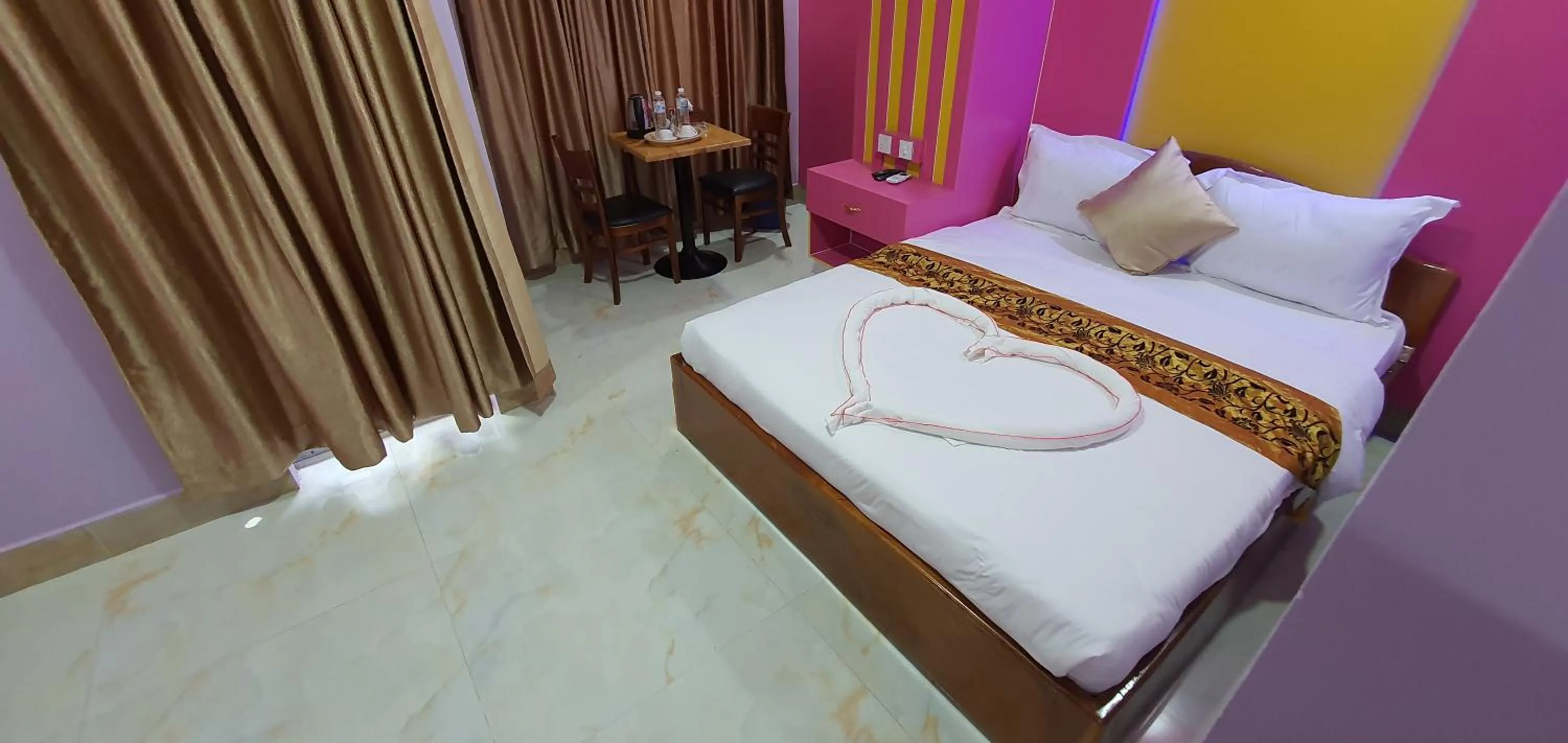 Bed in Pheng Chenda Hotel