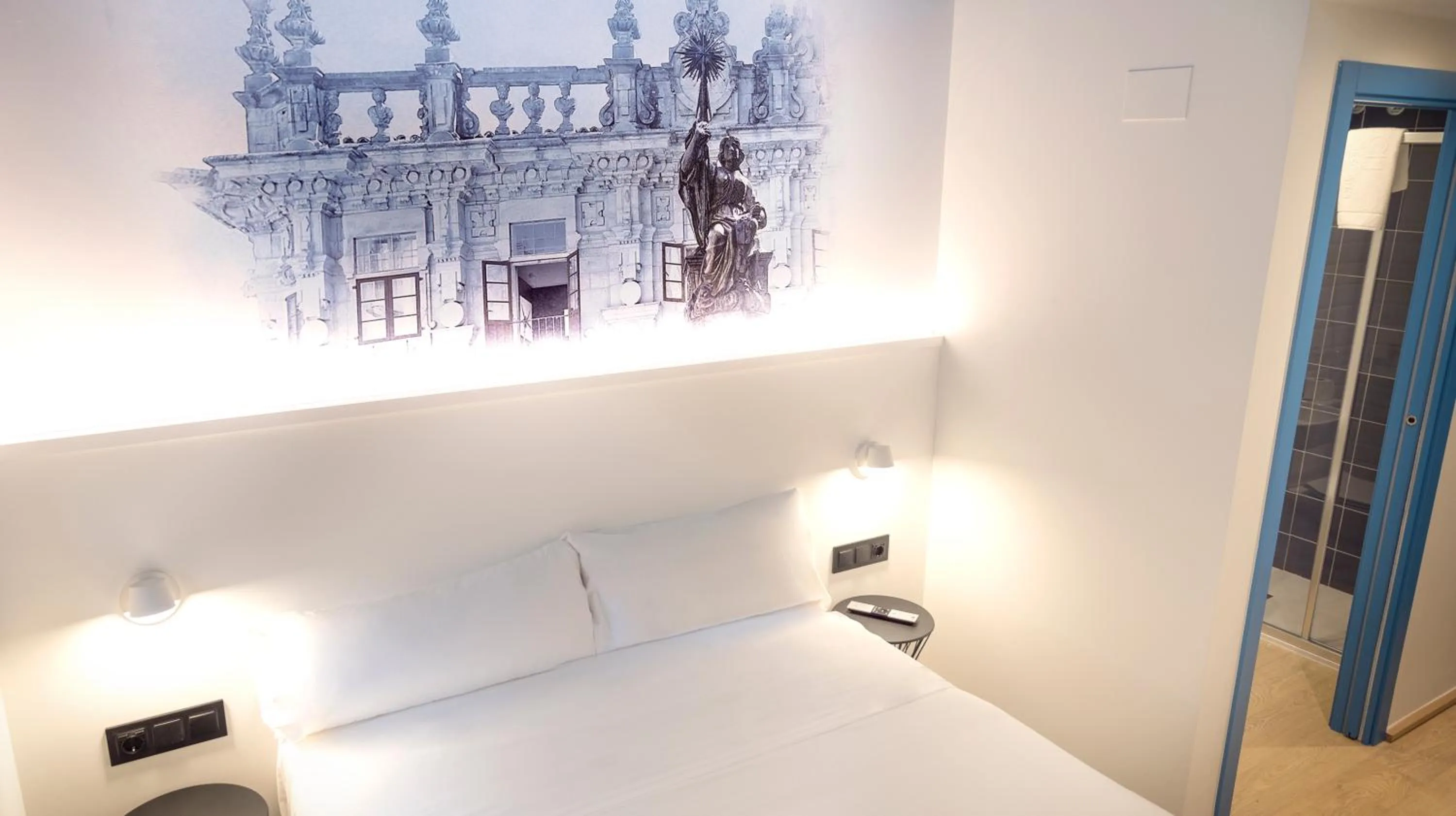 Bed in Alameda Rooms Santiago