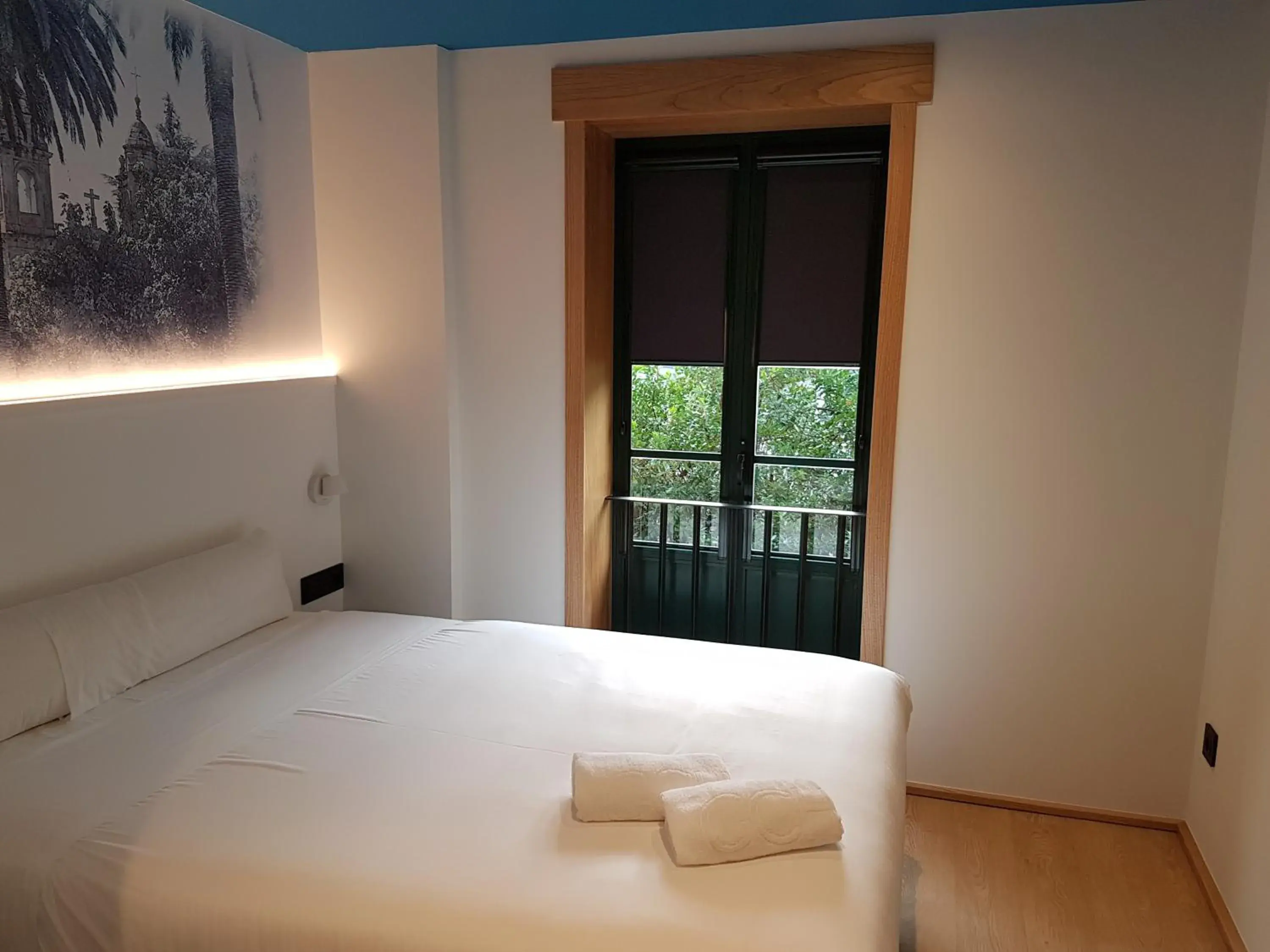 Bed in Alameda Rooms Santiago Bed in Alameda Rooms Santiago