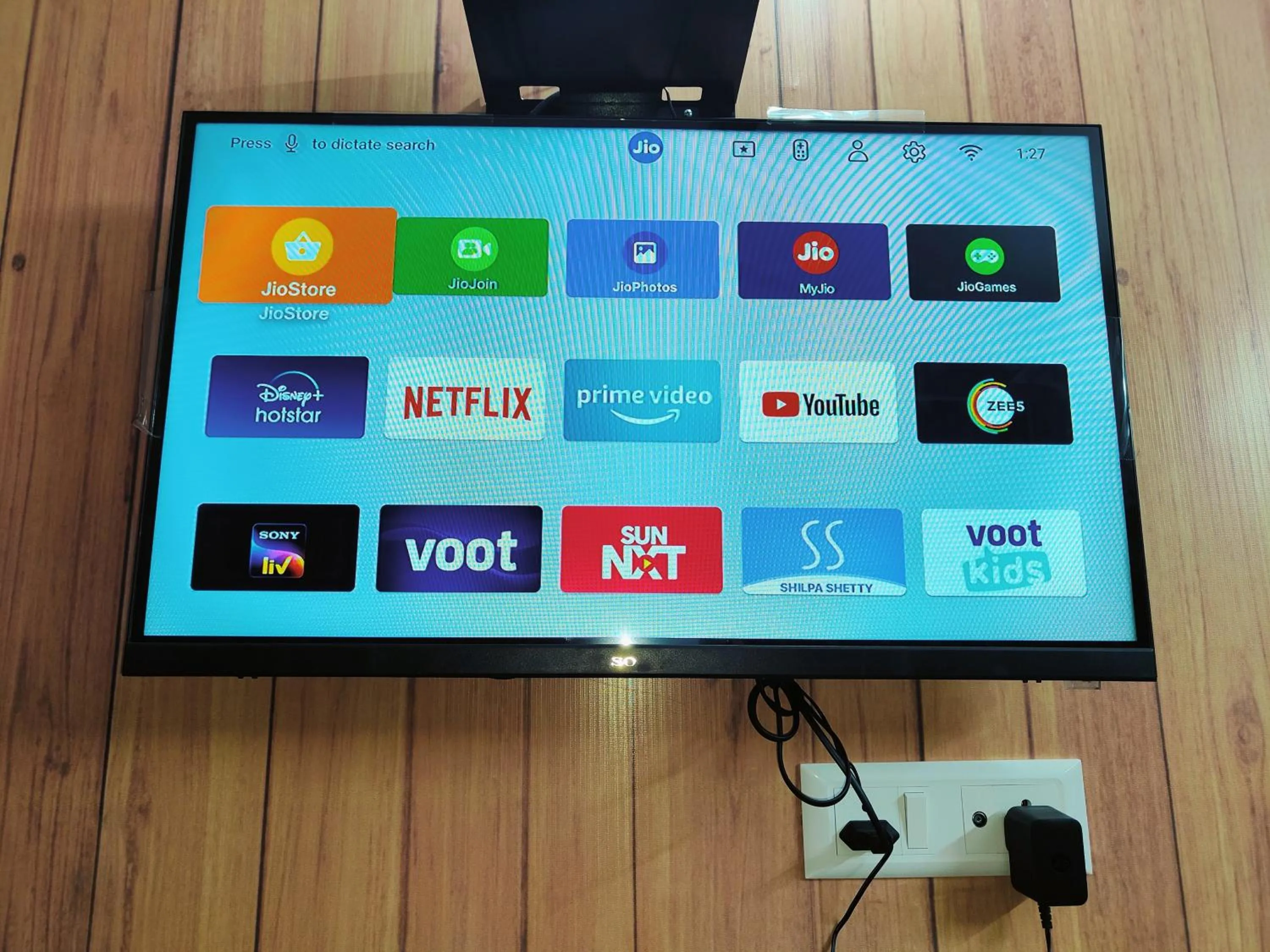 TV and multimedia in Hotel kingsman