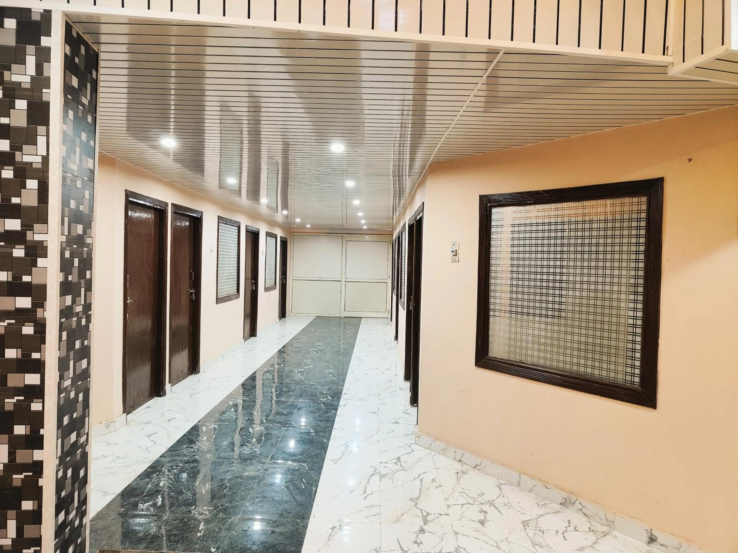 Property building in Hotel kingsman