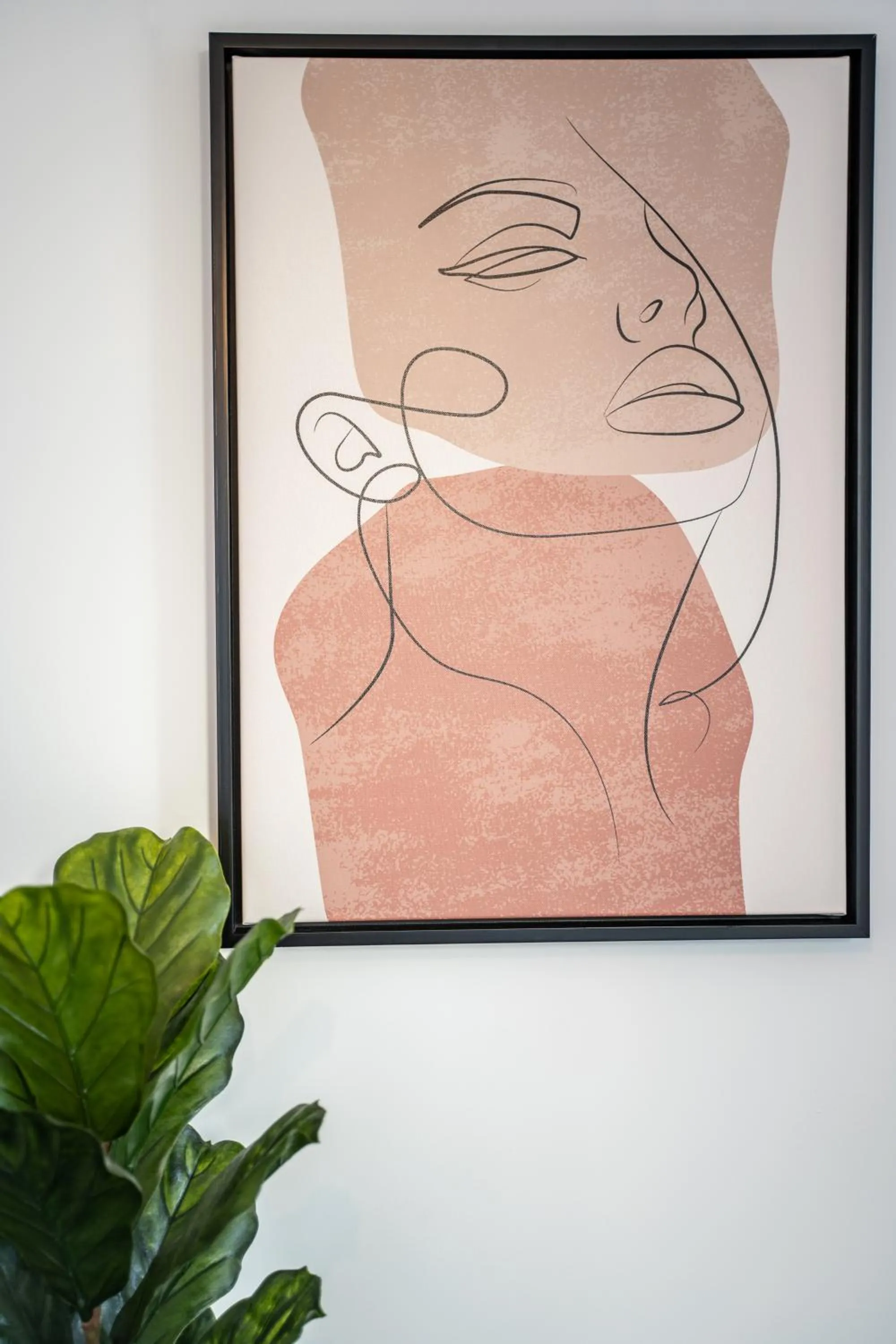 Bedroom in De' Mar Florentine By Peraia