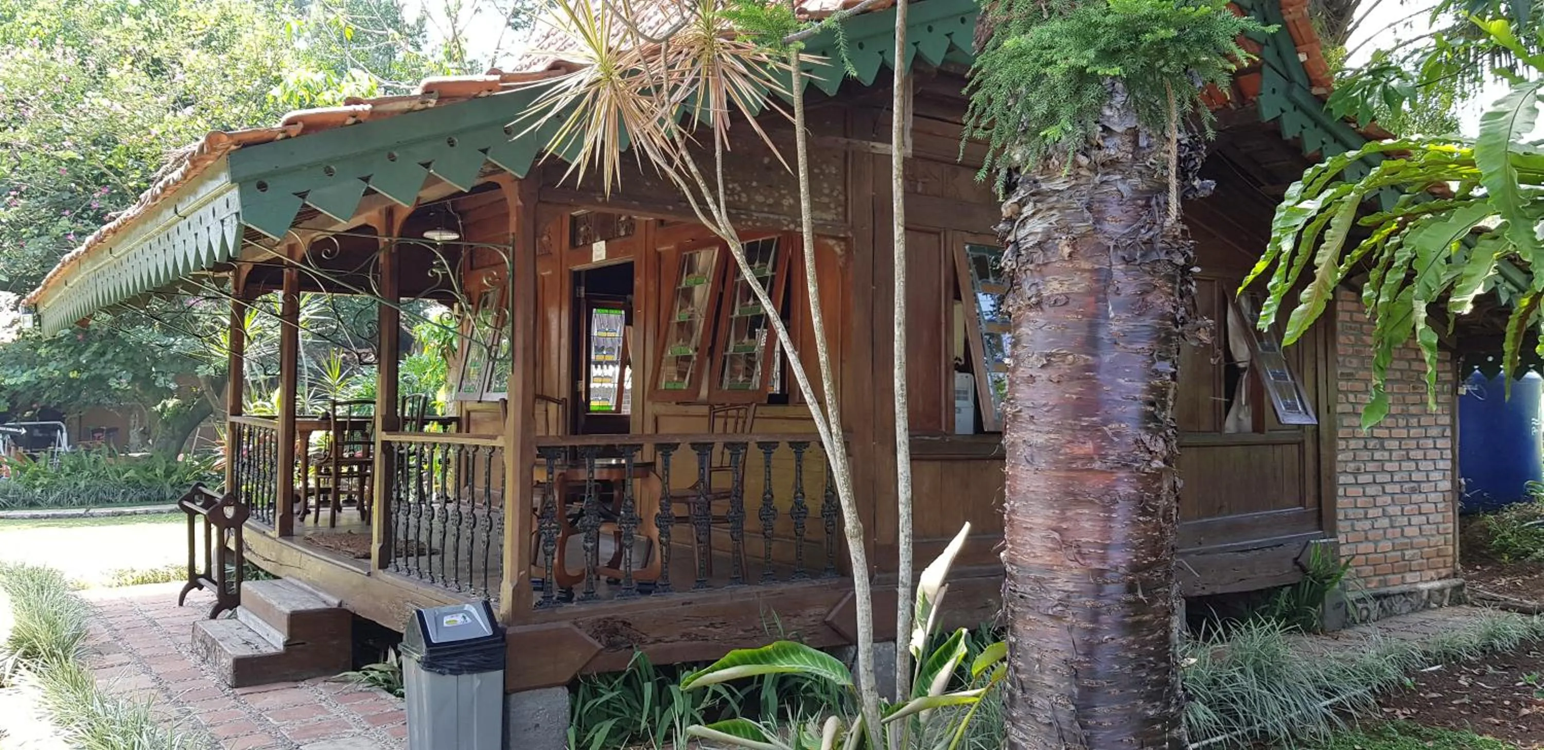 Garden view in Katumbiri Resort