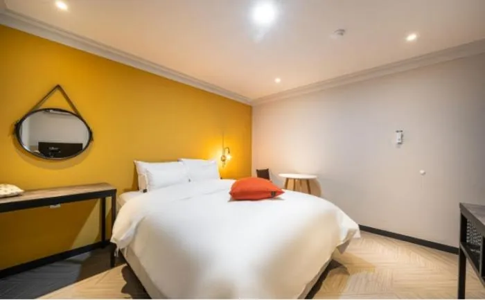 Photo of the whole room in St. 179 Incheon Hotel