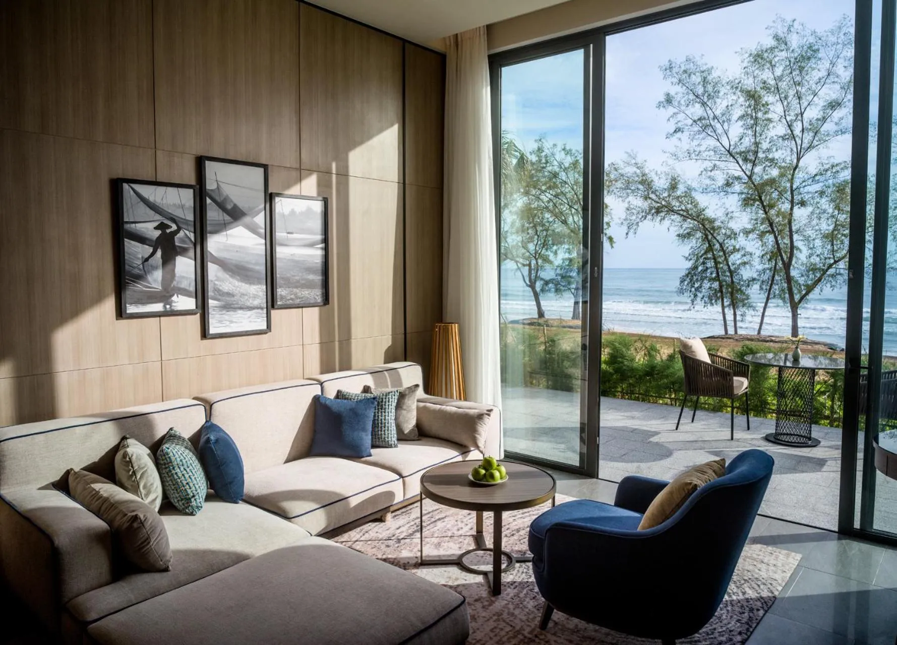 Living room in Crowne Plaza Phu Quoc Starbay by IHG
