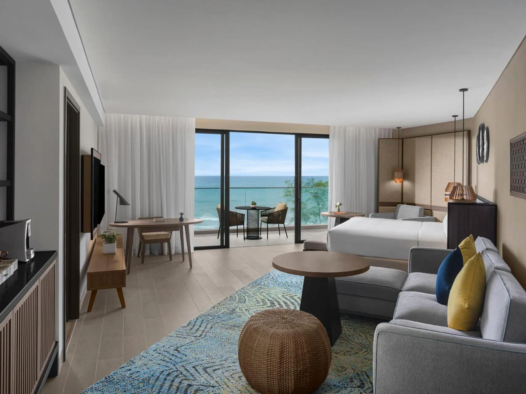 Bedroom, Bed in Crowne Plaza Phu Quoc Starbay by IHG