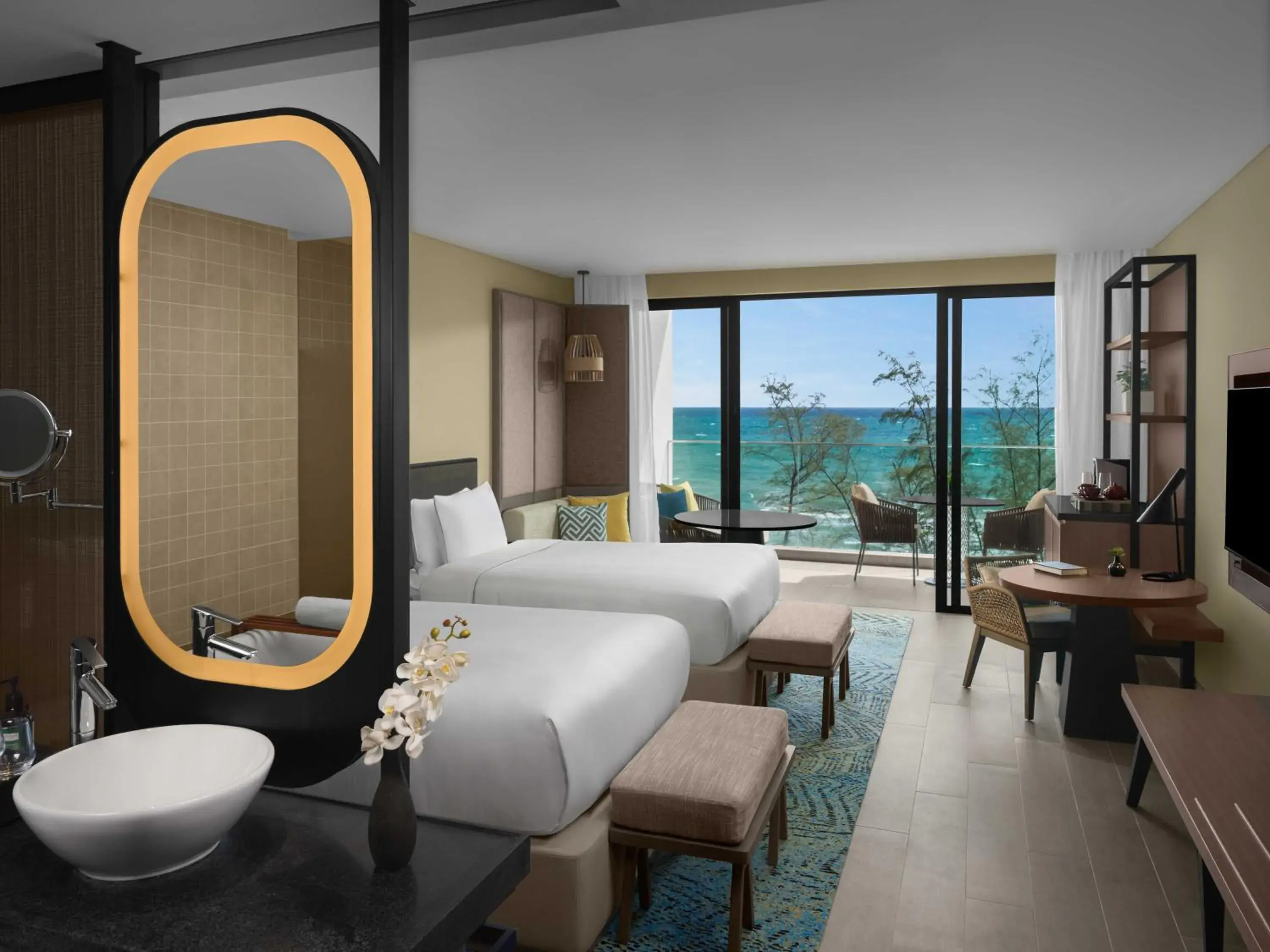 Premium Twin Room with Oceanfront in Crowne Plaza Phu Quoc Starbay by IHG Premium Twin Room with Oceanfront in Crowne Plaza Phu Quoc Starbay by IHG