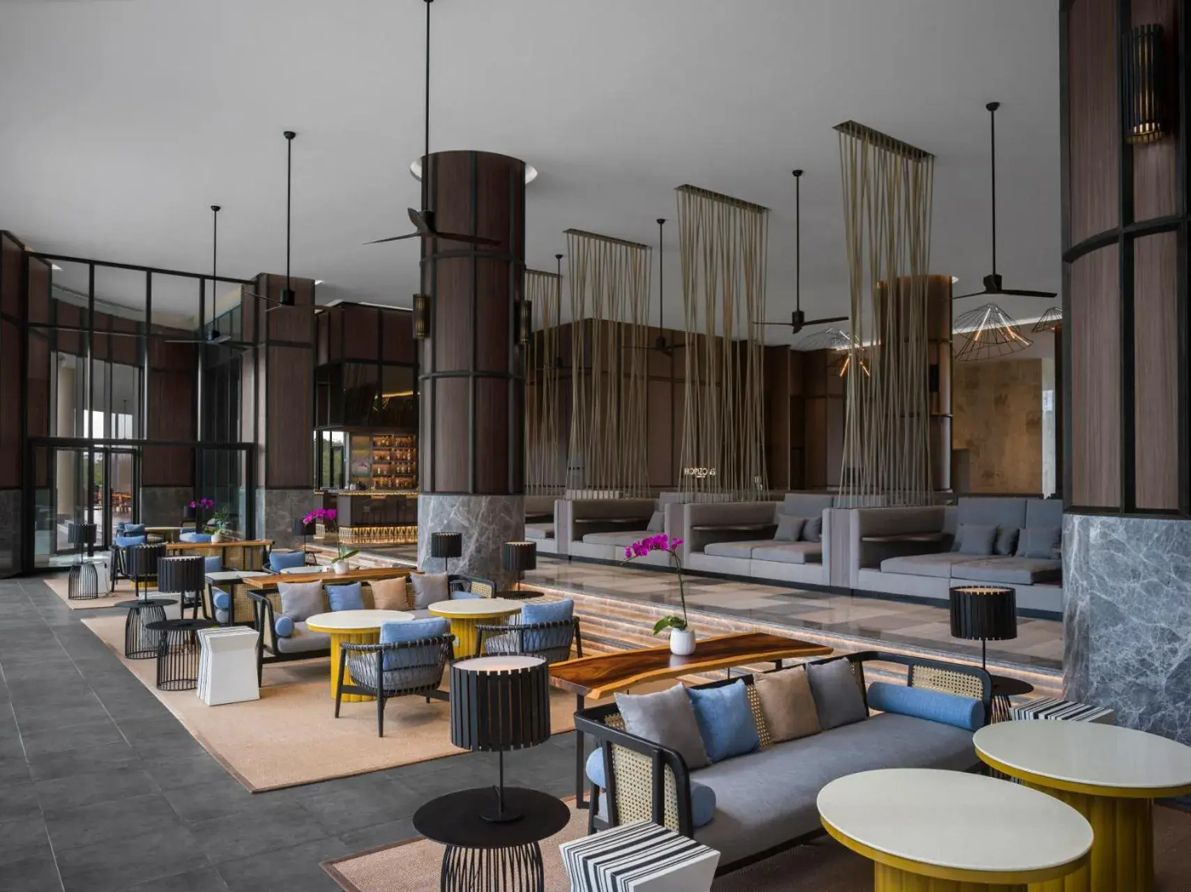 Lobby or reception in Crowne Plaza Phu Quoc Starbay by IHG Lobby or reception in Crowne Plaza Phu Quoc Starbay by IHG