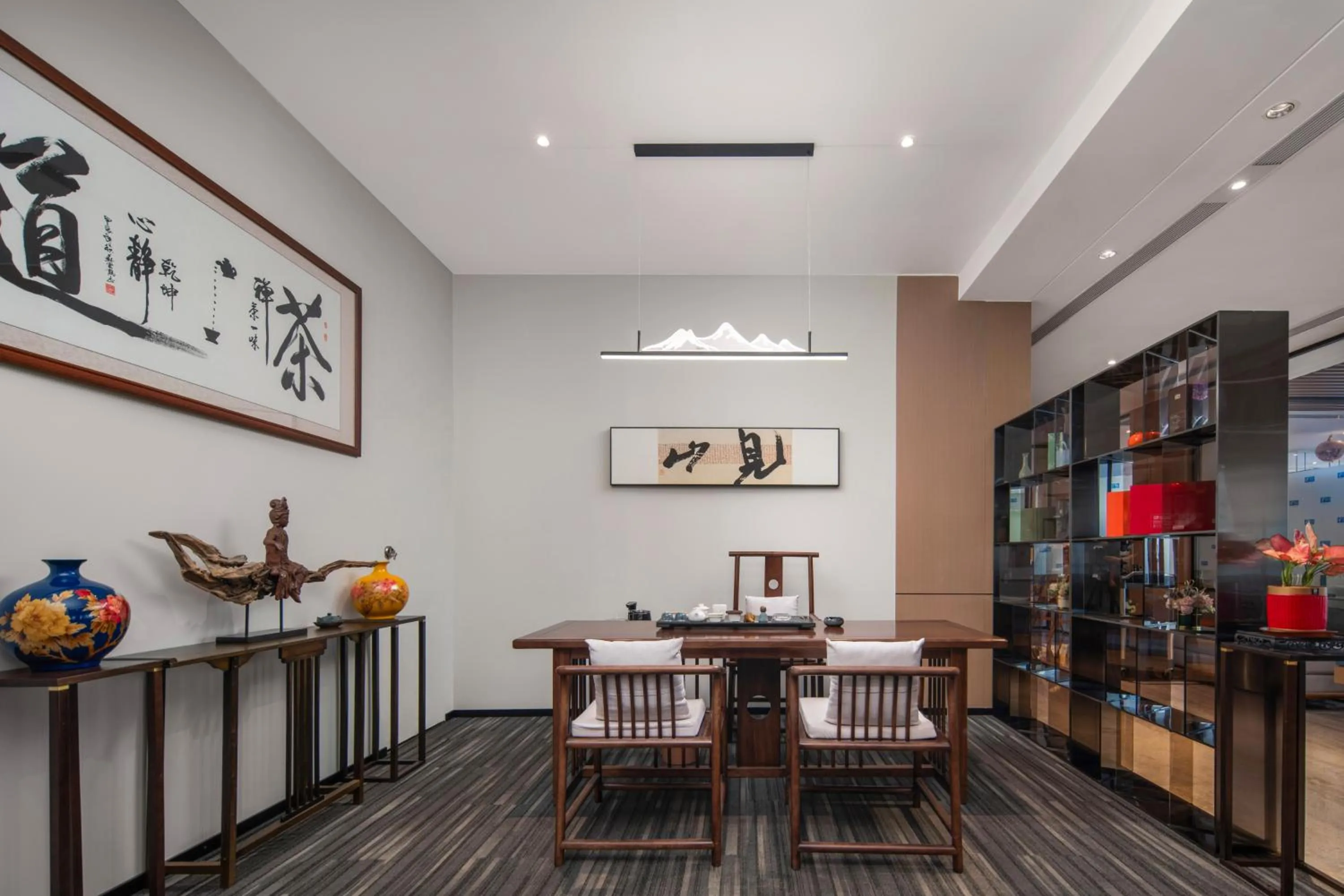 Area and facilities in Holiday Inn Express Shenzhen Longhua by IHG