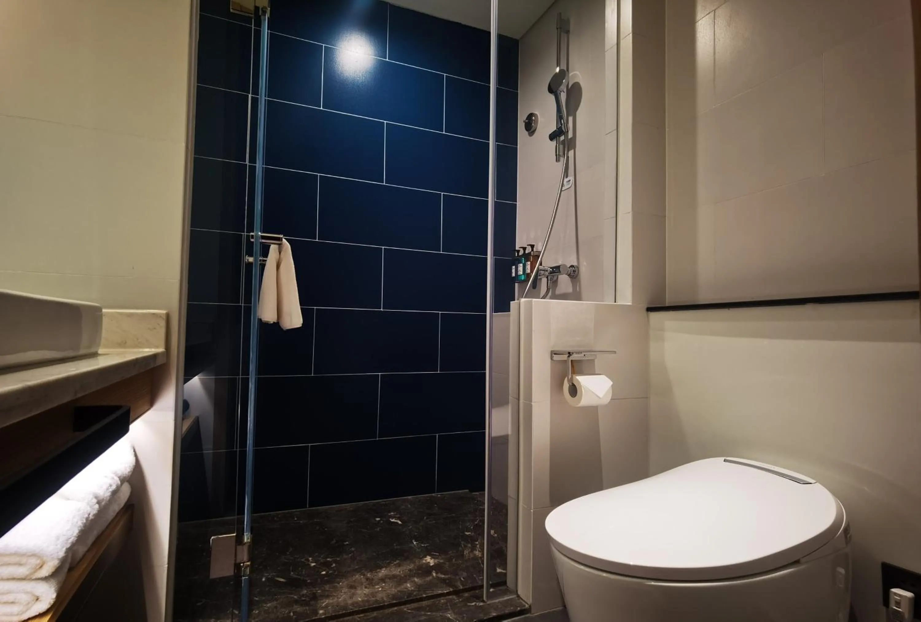 Photo of the whole room in Holiday Inn Express Beijing Yizhuang Tongminghu