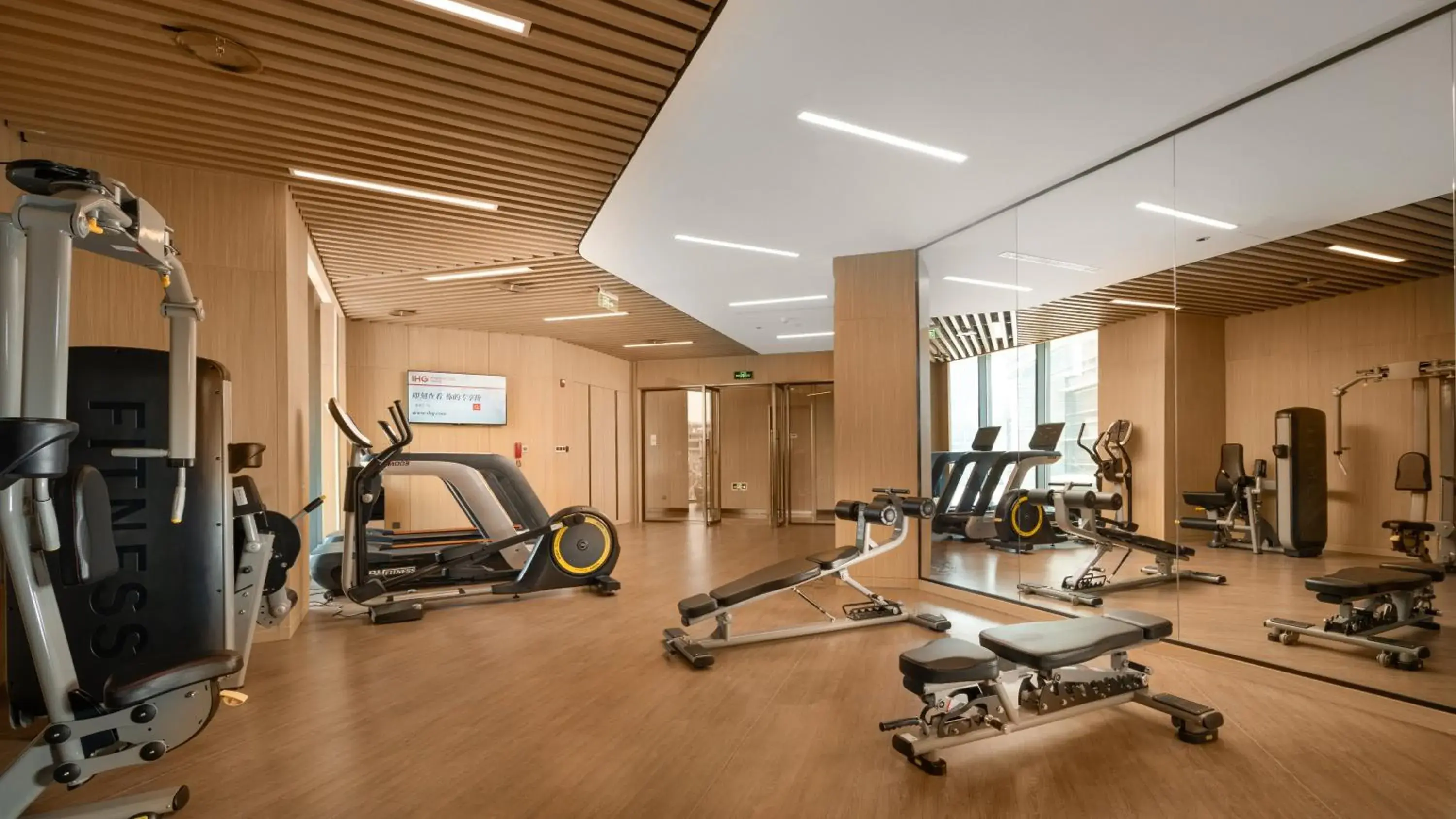 Fitness centre/facilities in Holiday Inn Express Beijing Yizhuang Tongminghu Fitness centre/facilities in Holiday Inn Express Beijing Yizhuang Tongminghu