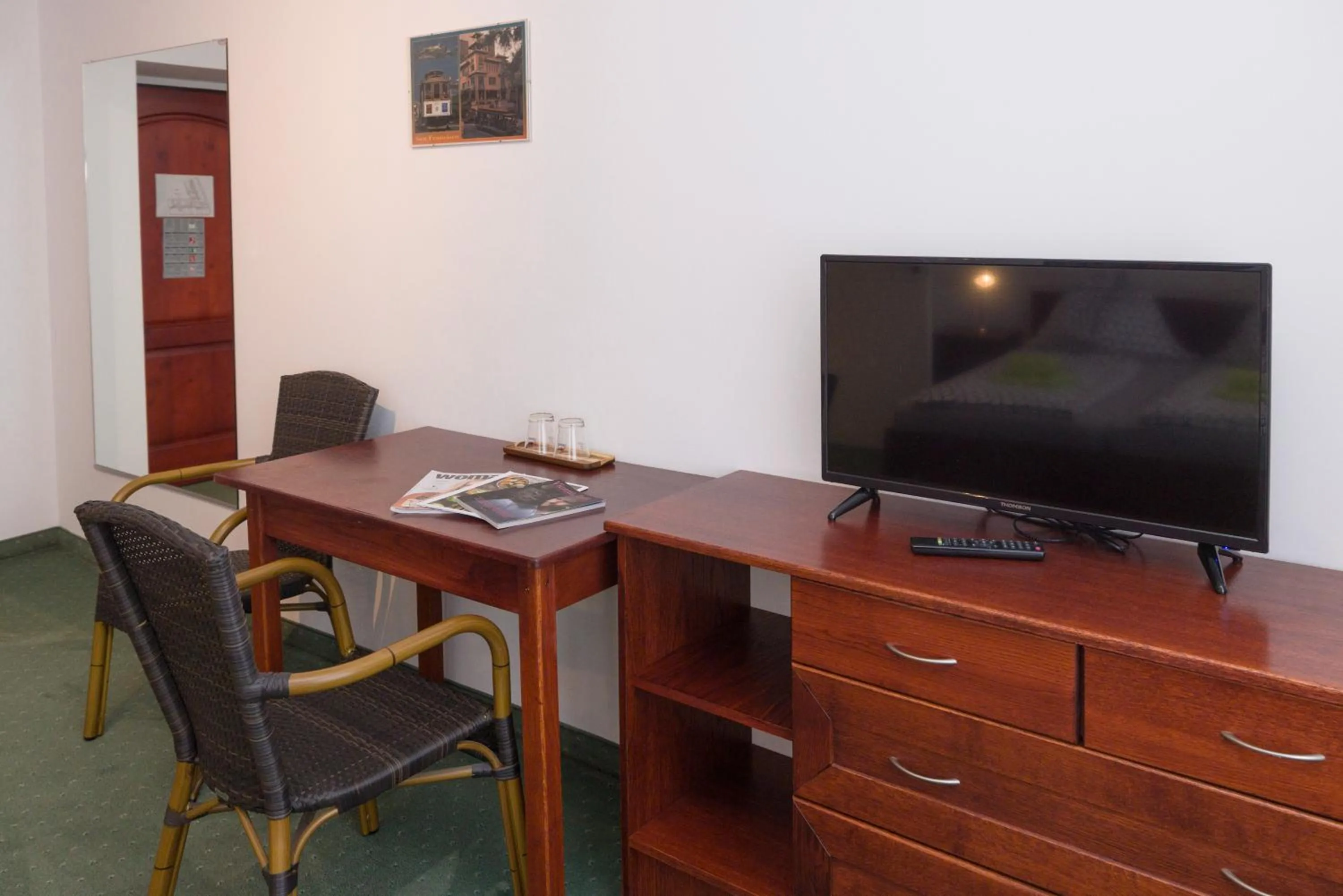 TV and multimedia in Pension San Francisco