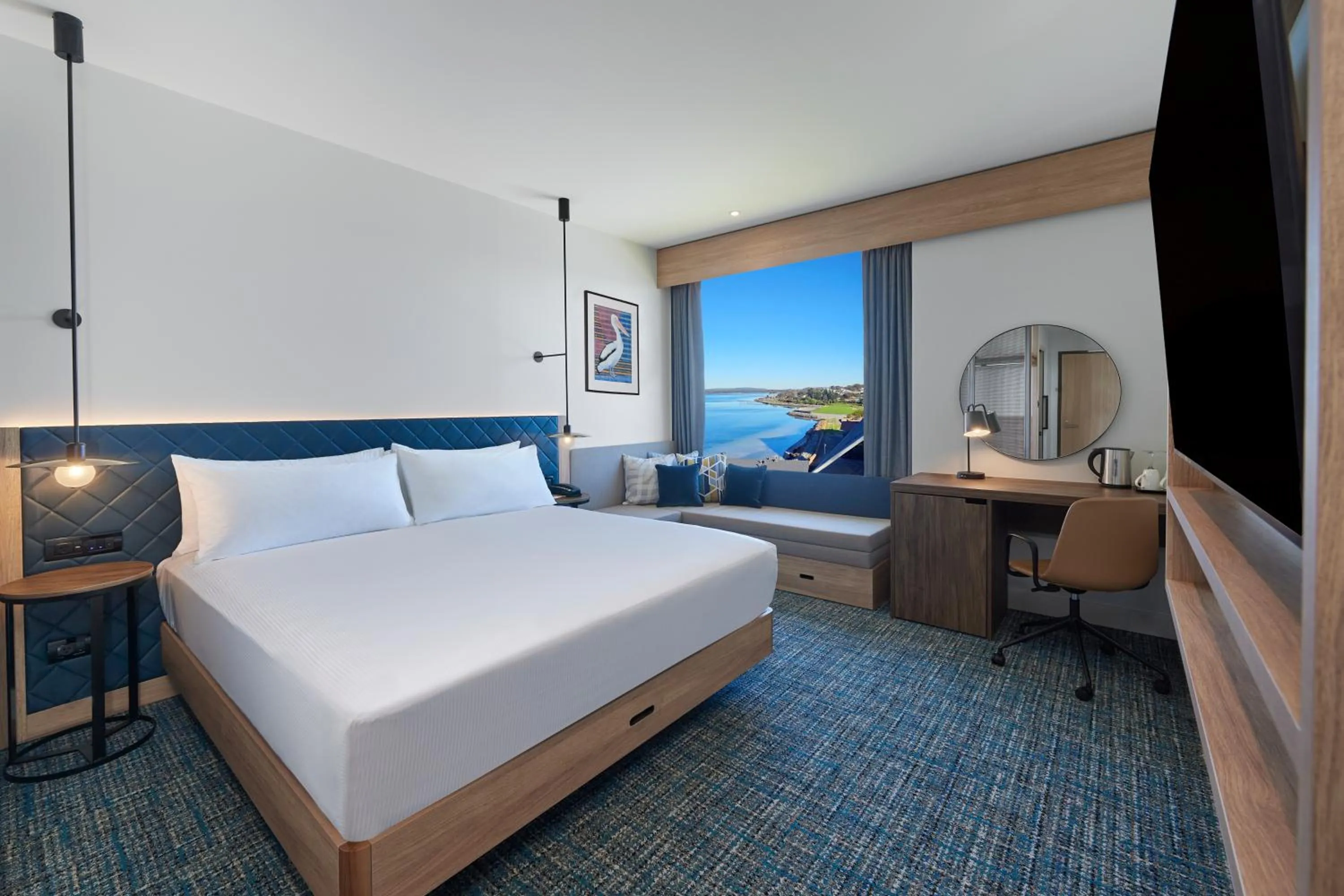 View (from property/room), Bed in Hilton Garden Inn Albany, WA