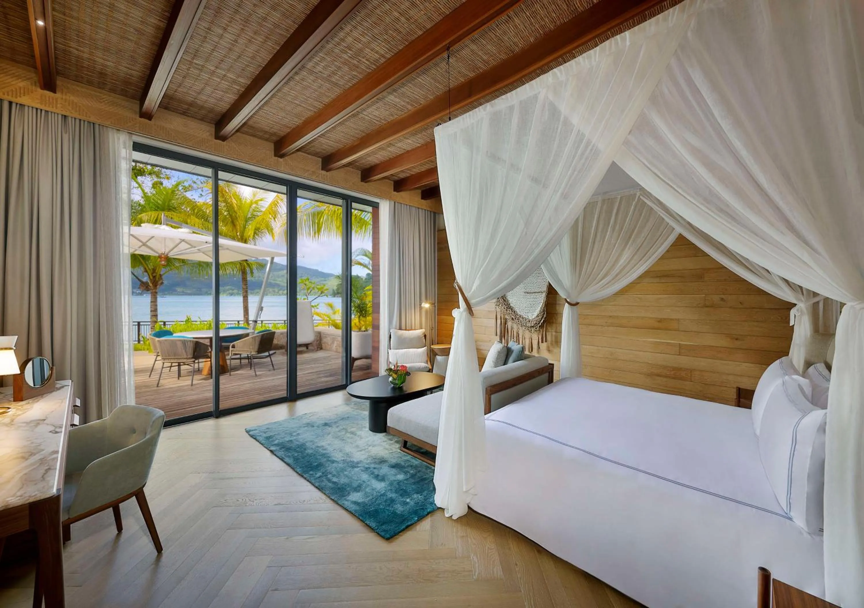 Bed in Mango House Seychelles, LXR Hotels & Resorts