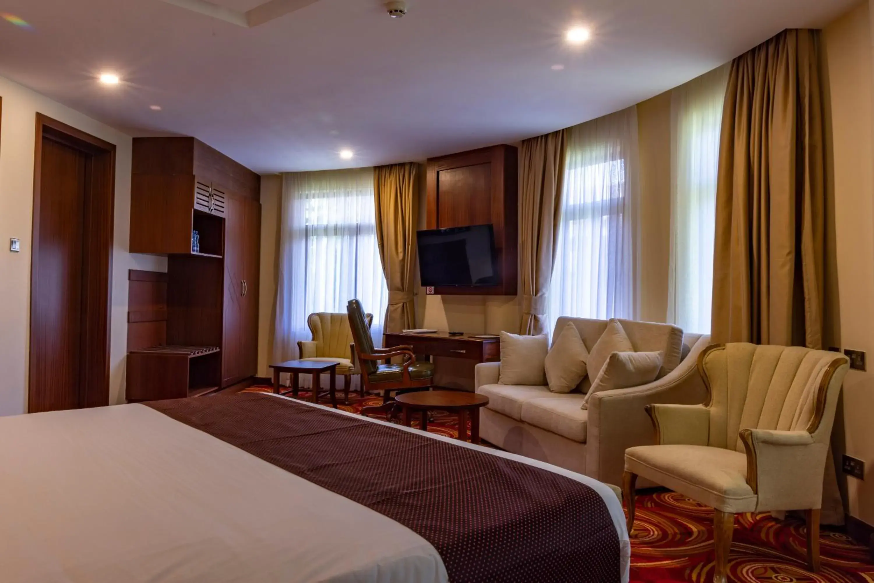 Bed in Hermosa Garden Hotel Bed in Hermosa Garden Hotel