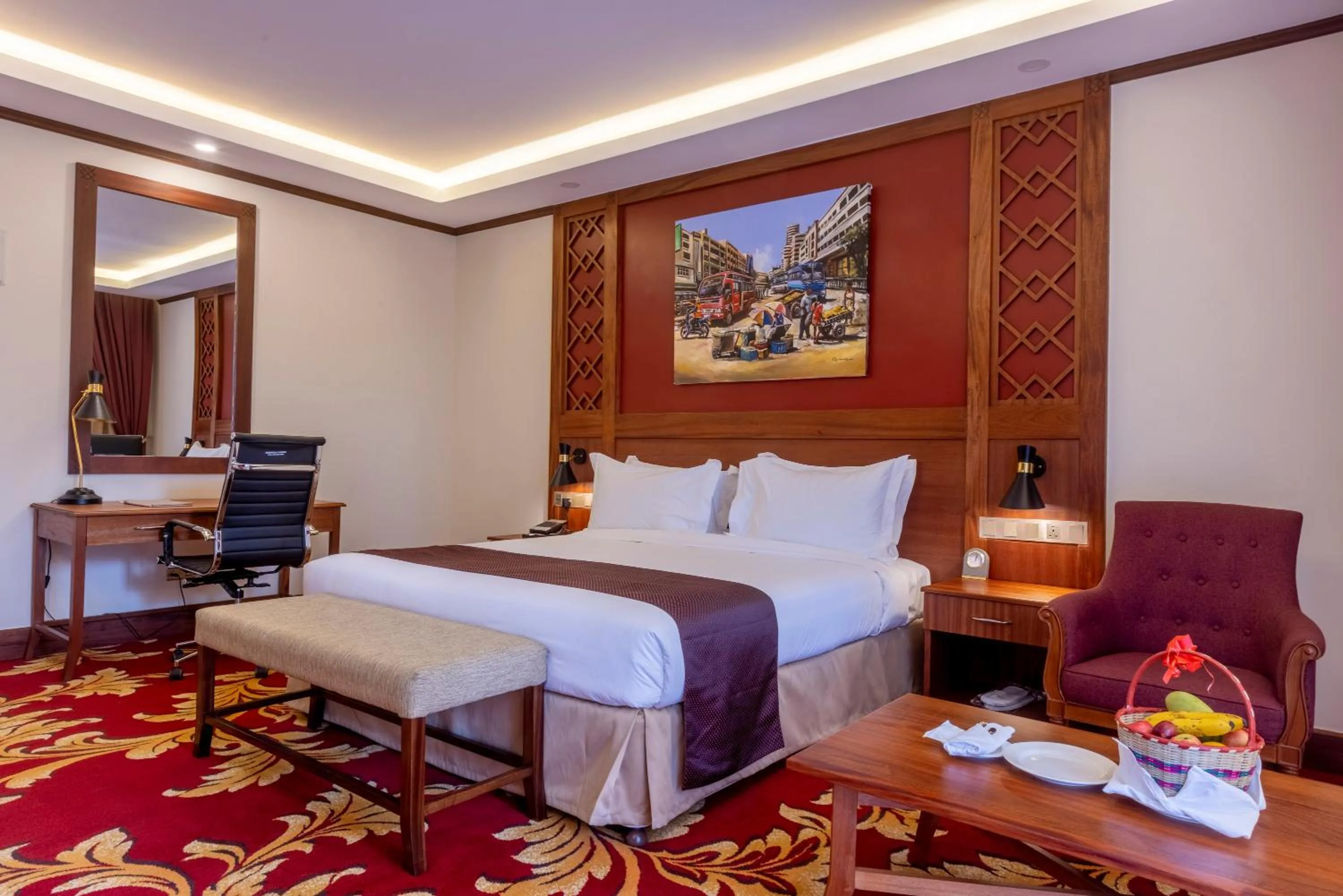 Bed in Hermosa Garden Hotel