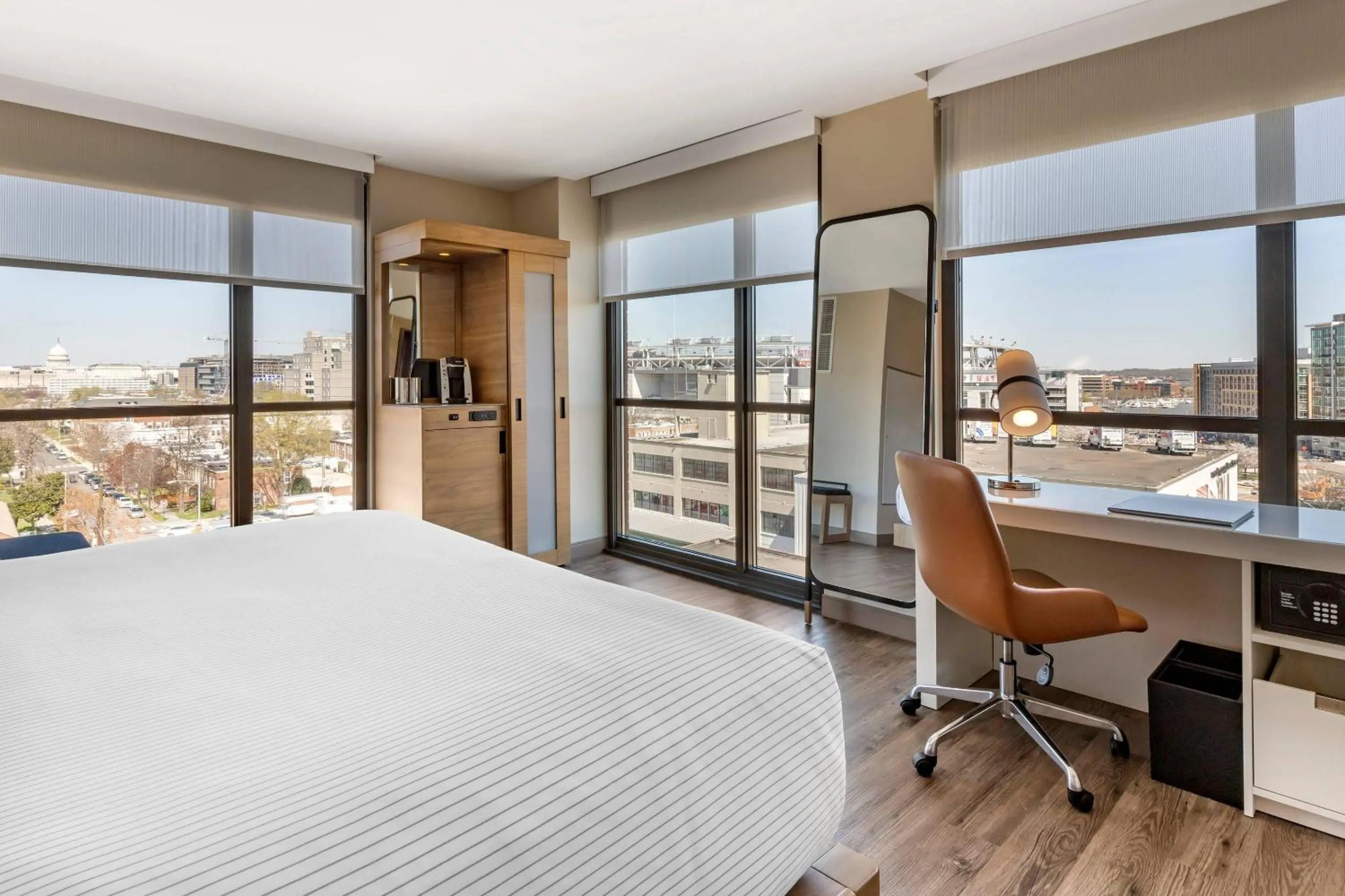 Bedroom, Bed in Cambria Hotel Washington DC Navy Yard Riverfront