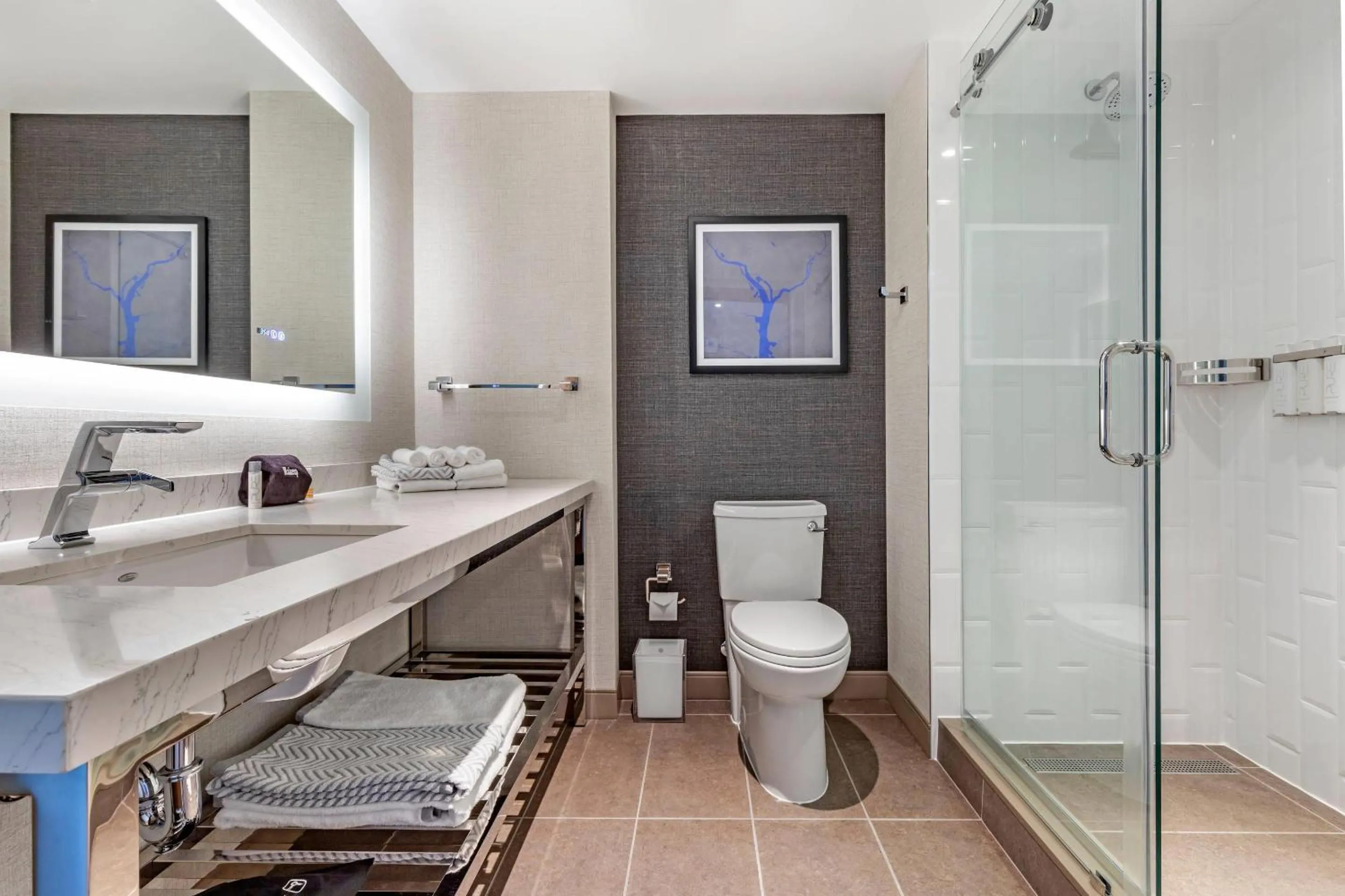 Bedroom in Cambria Hotel Washington DC Navy Yard Riverfront